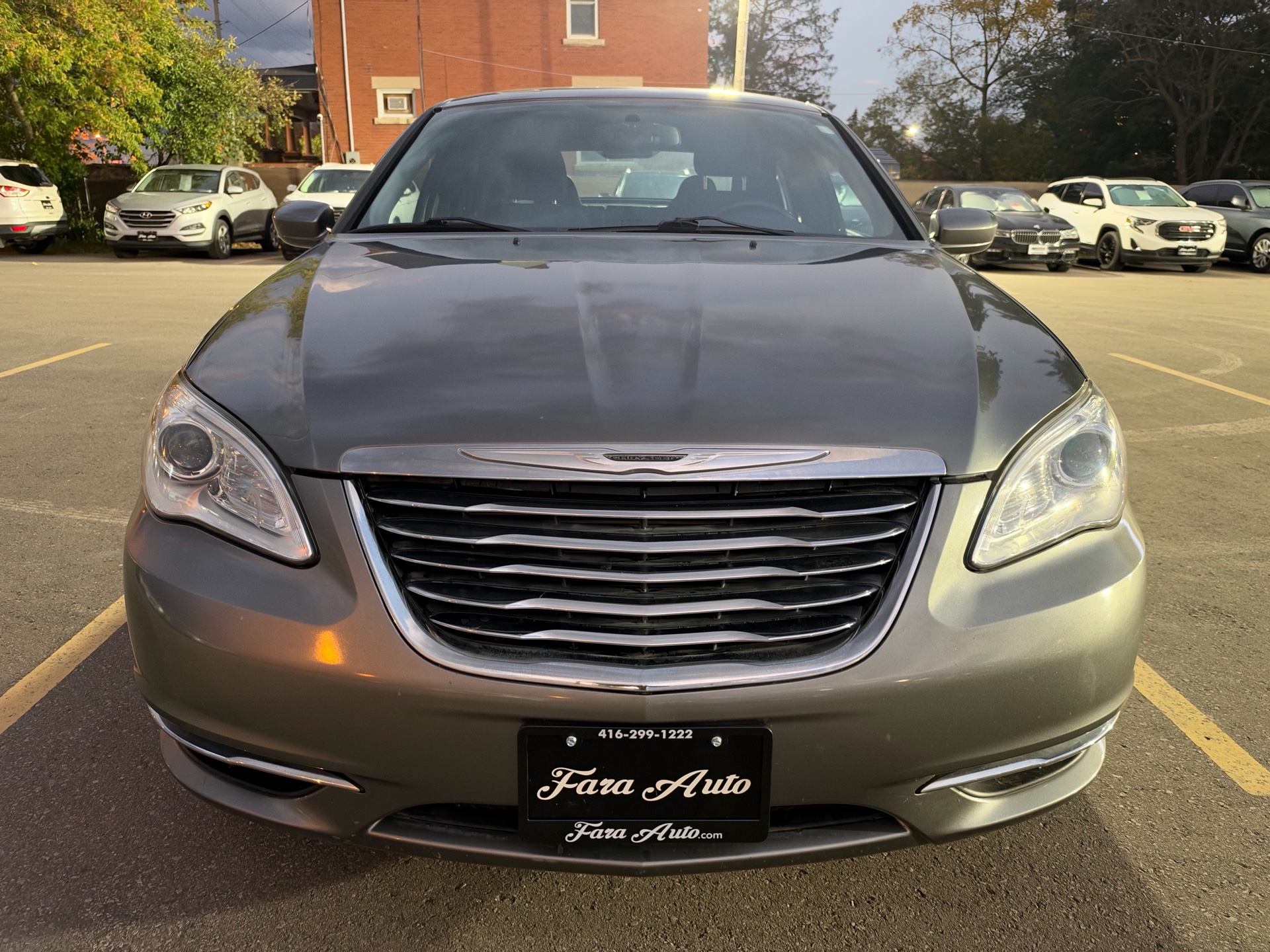 /carage/2012-Chrysler-200-1337847142485893.jpg