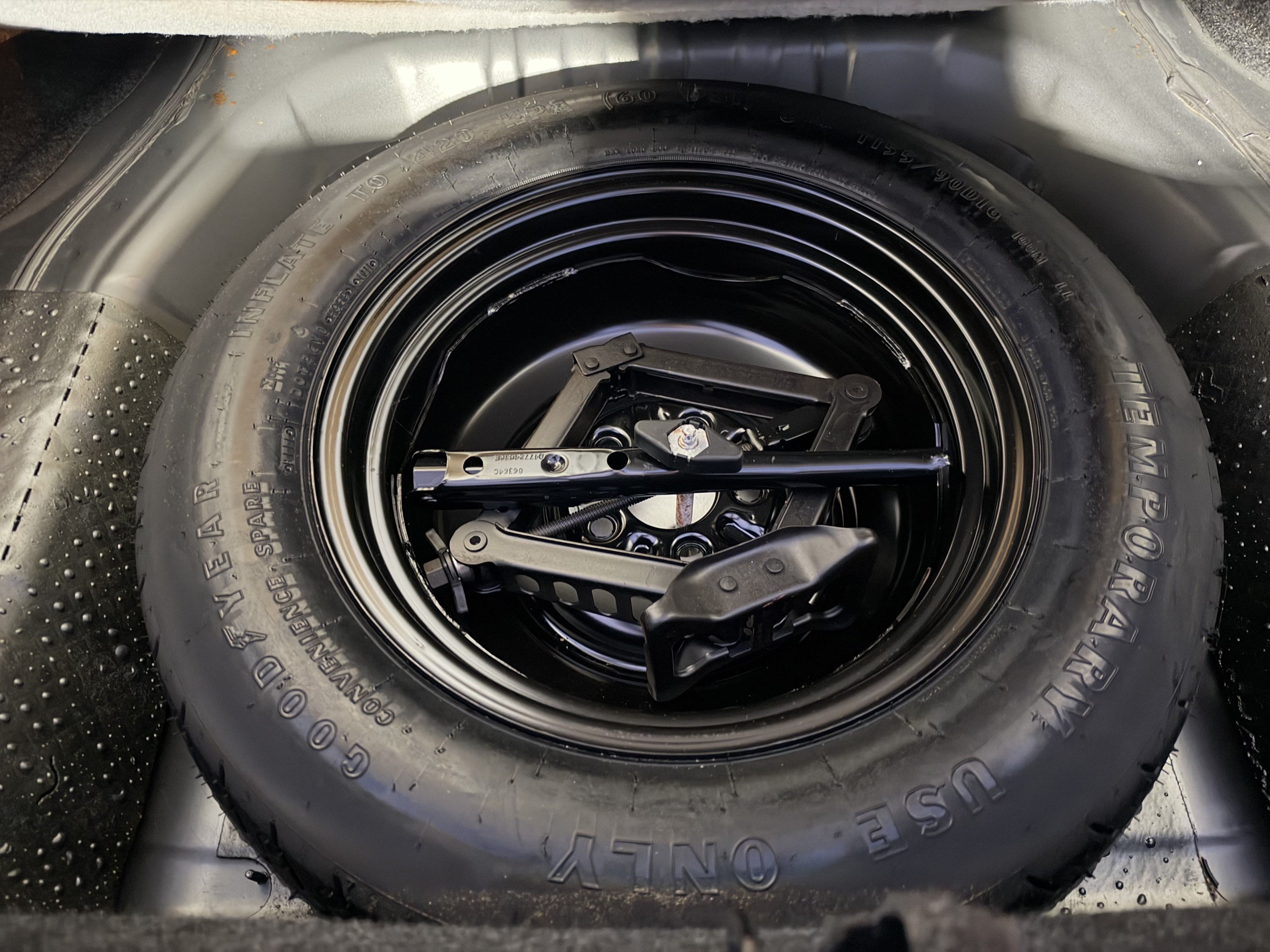 /carage/2012-Chrysler-200-47915441980999995.jpg