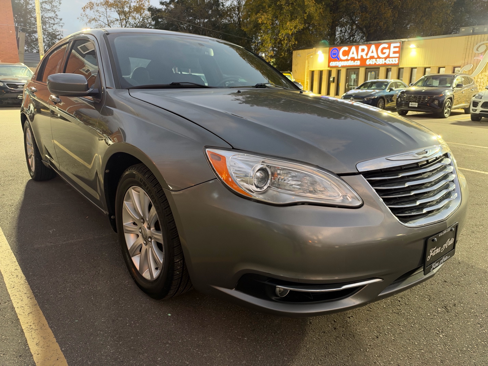 /carage/2012-Chrysler-200-8260736204998291.jpg