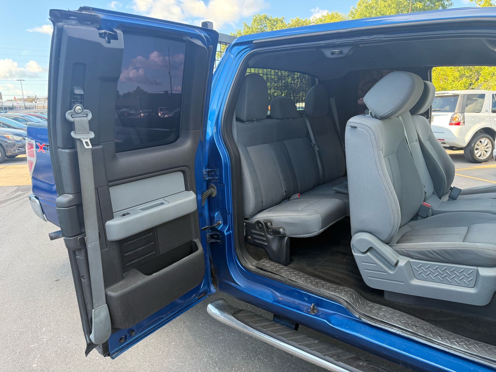 /carage/2012-Ford-F-150-29331486785891236.jpg