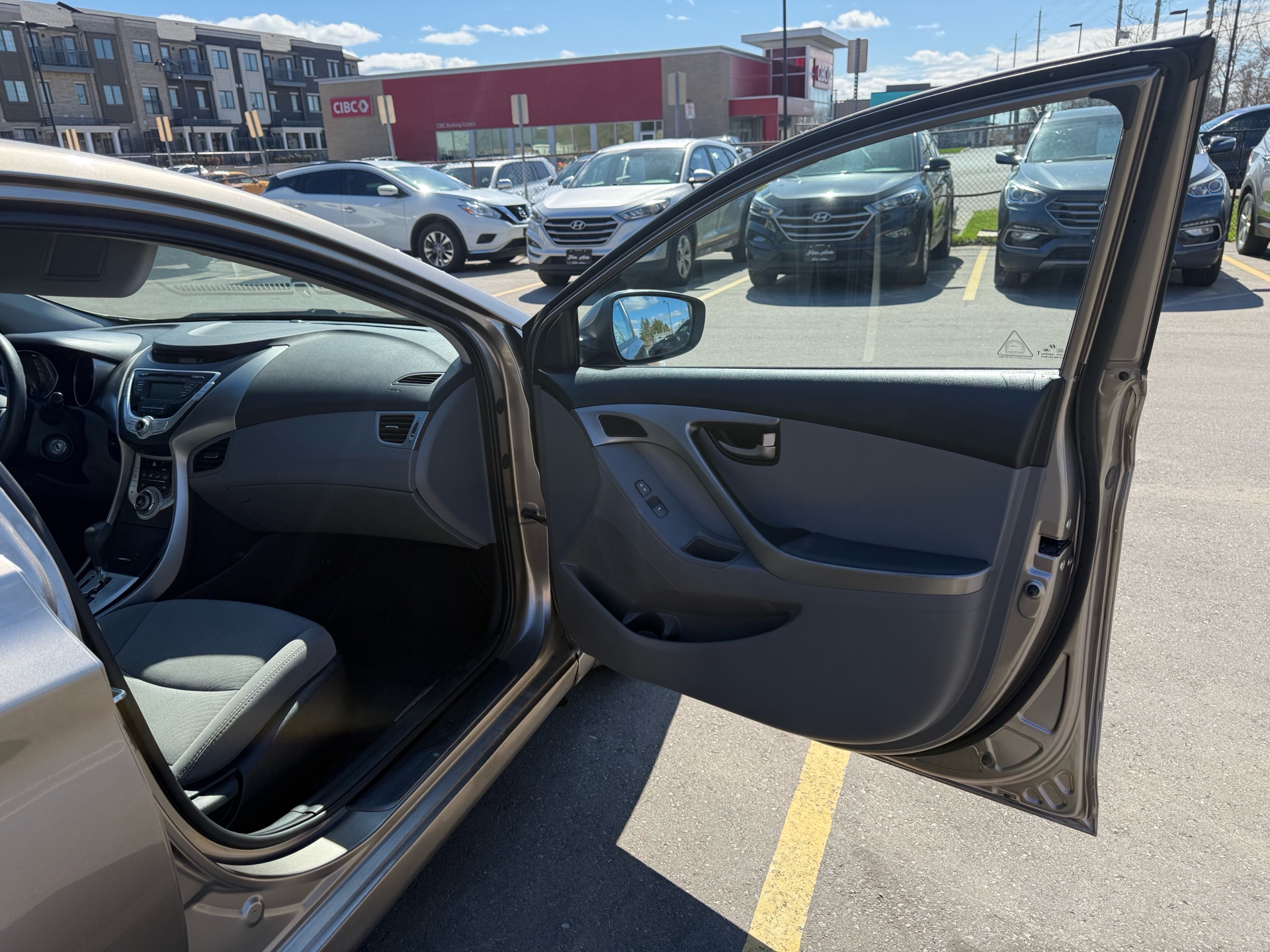 /carage/2012-Hyundai-Elantra-030466471408421736.jpg