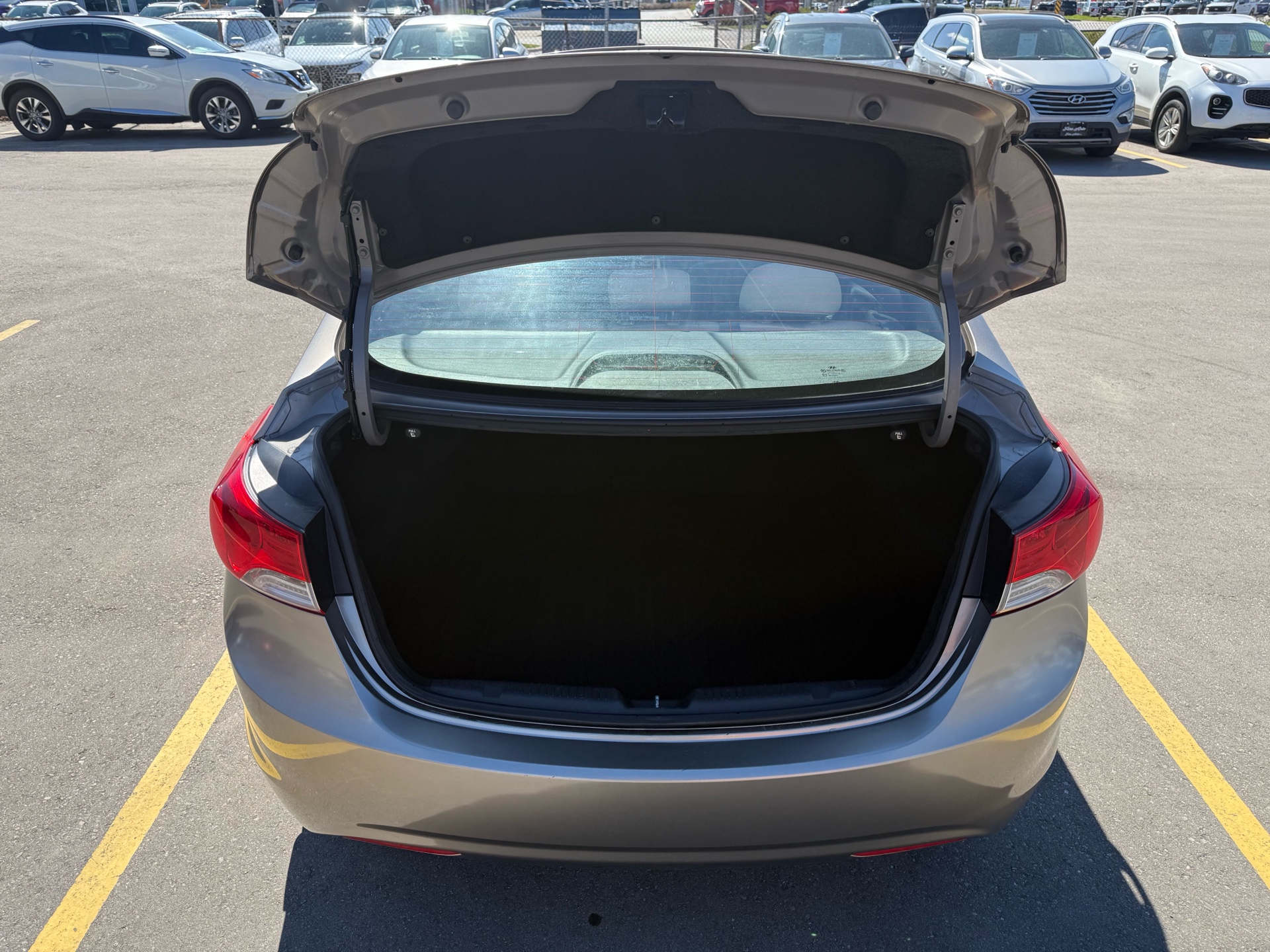 /carage/2012-Hyundai-Elantra-293112343790773.jpg