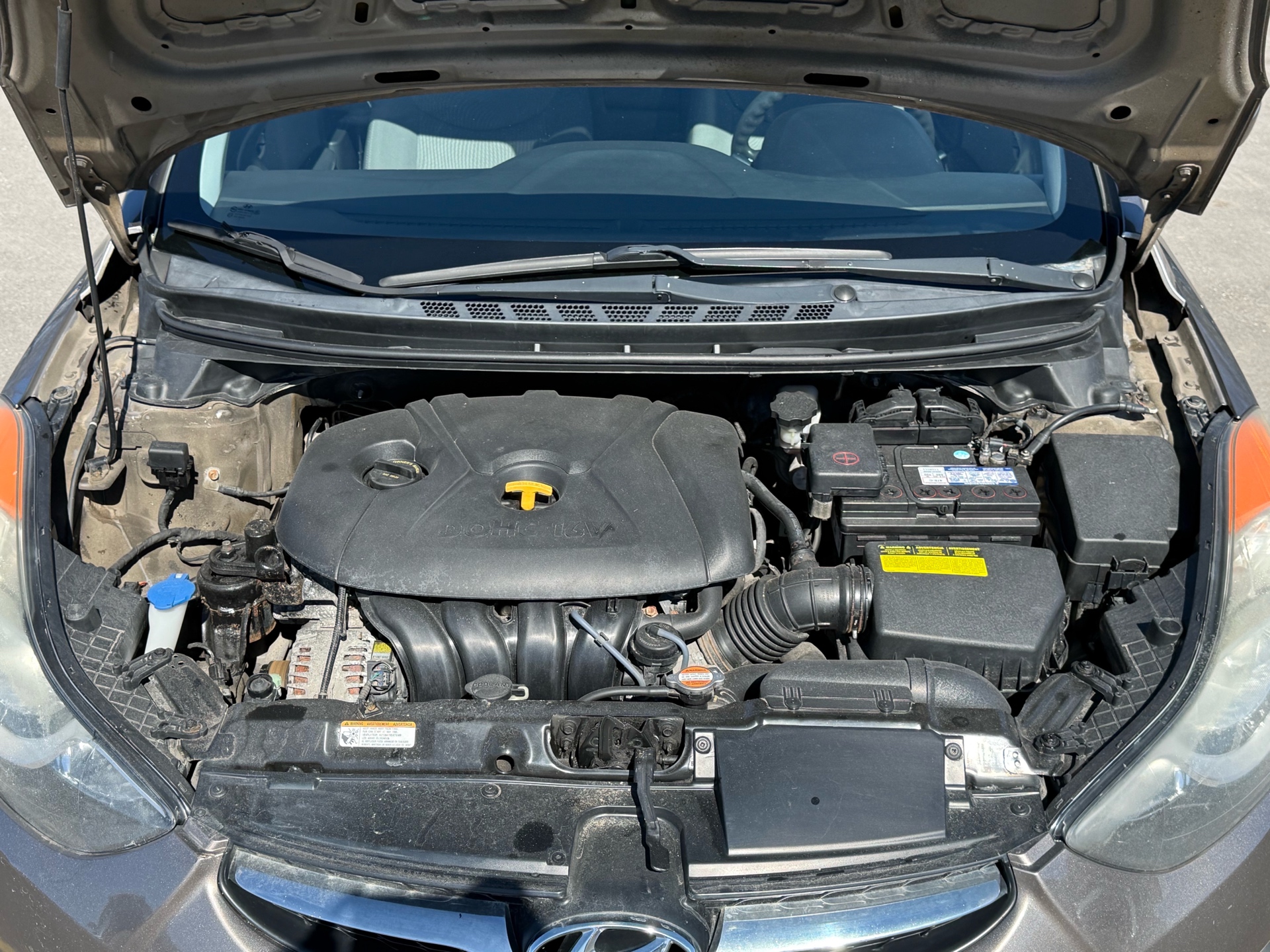 /carage/2012-Hyundai-Elantra-9045304292472935.jpg