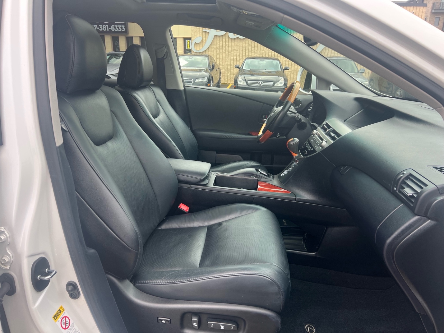/carage/2012-Lexus-RX350-14580235432086308.jpg