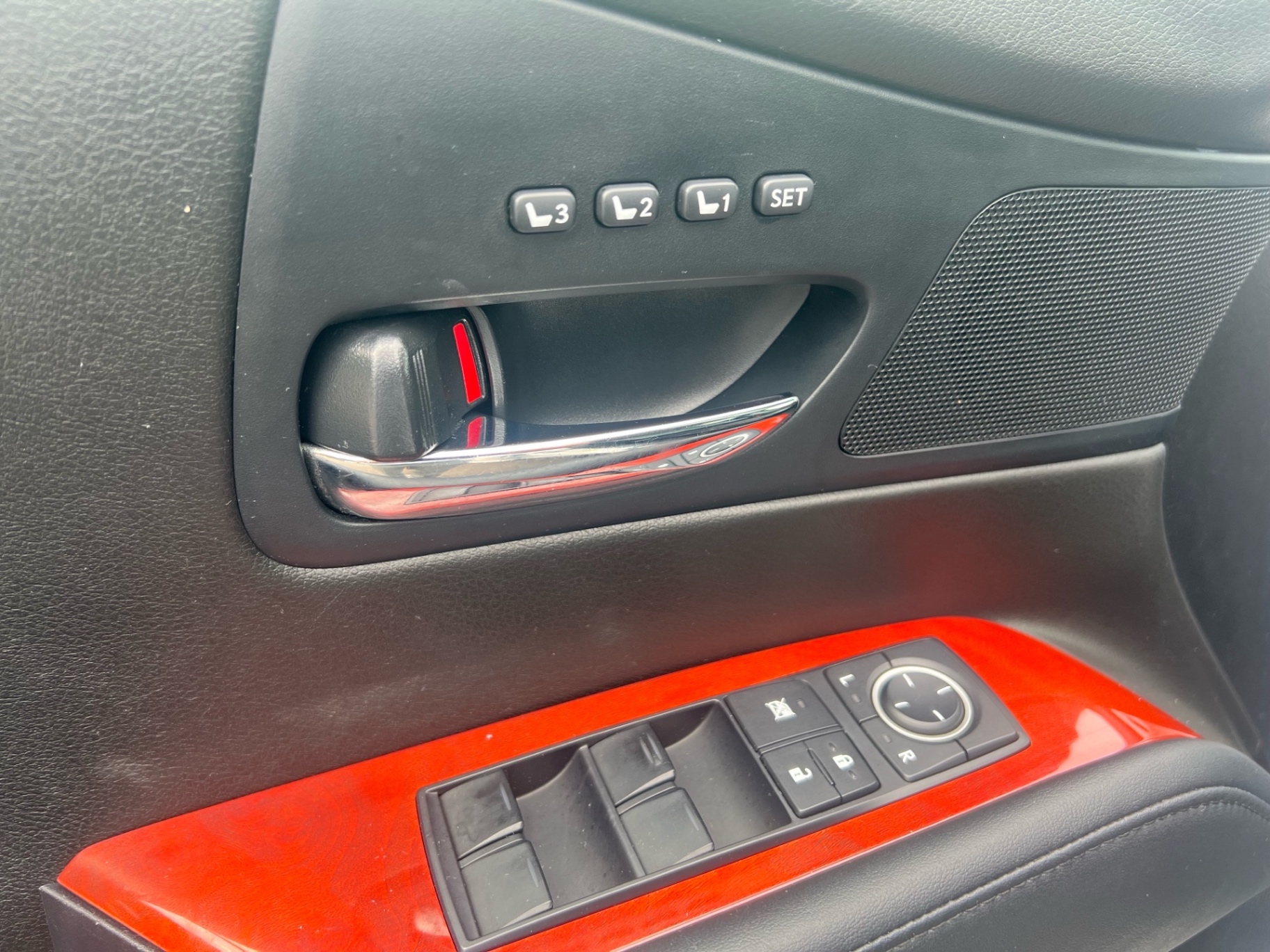 /carage/2012-Lexus-RX350-3103230673380719.jpg