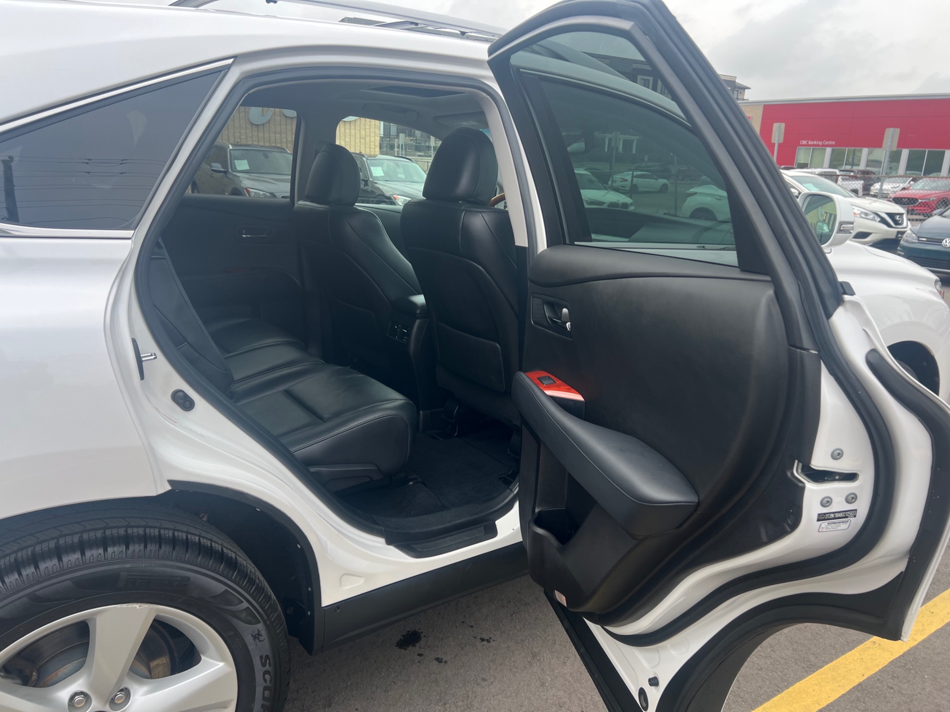 /carage/2012-Lexus-RX350-46876851344051507.jpg