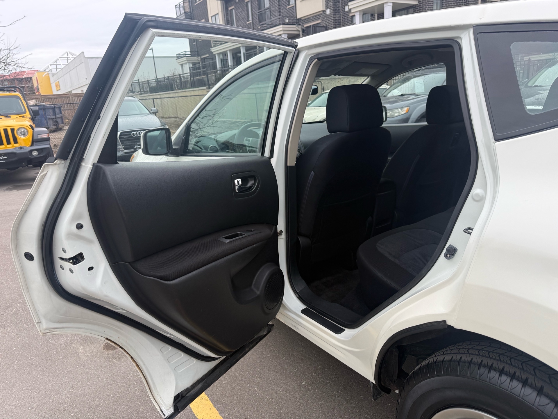 /carage/2012-Nissan-Rogue-8982505920583104.jpg
