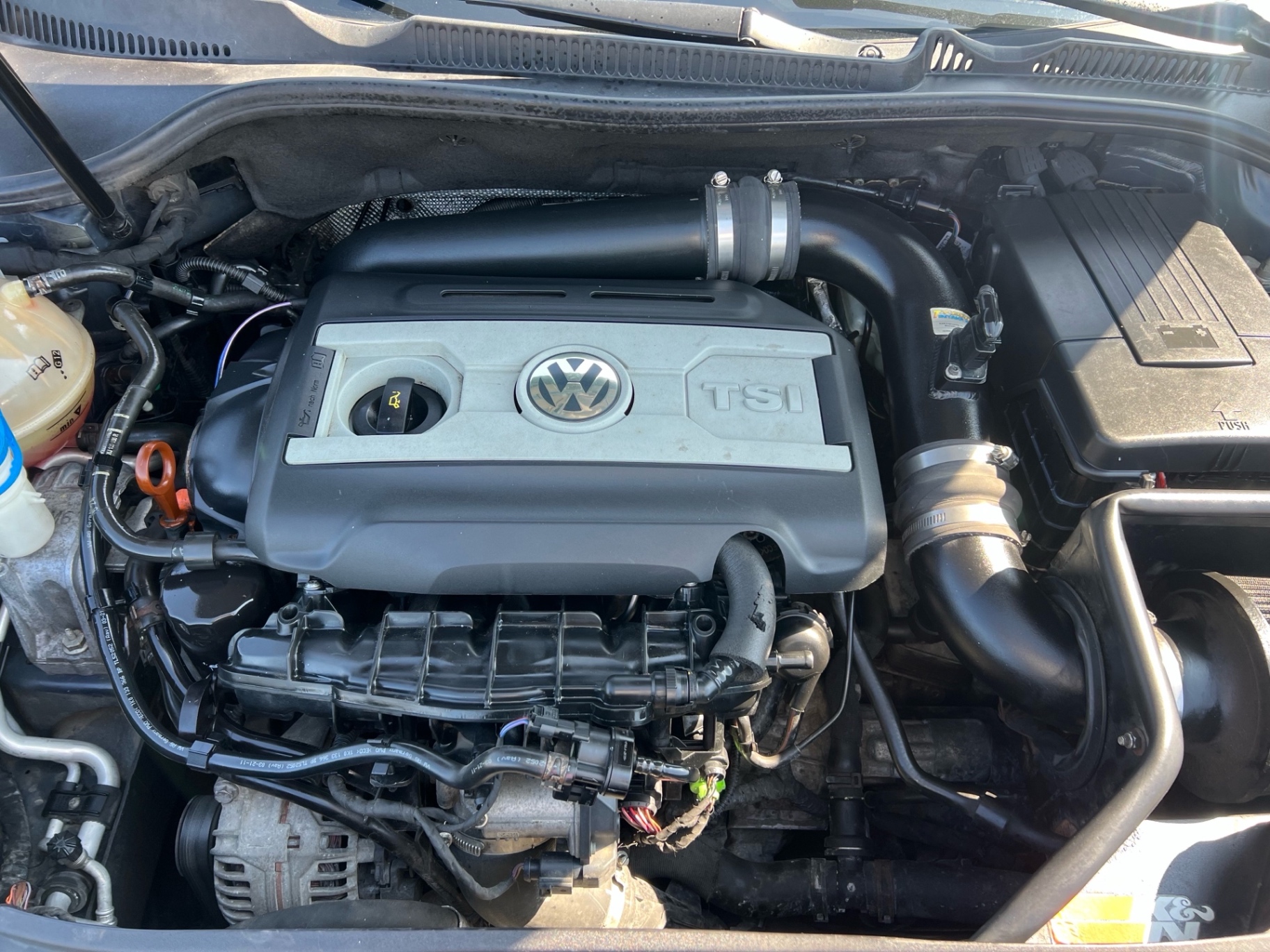 /carage/2012-Volkswagen-GolfGTI-2858297488948618.jpg