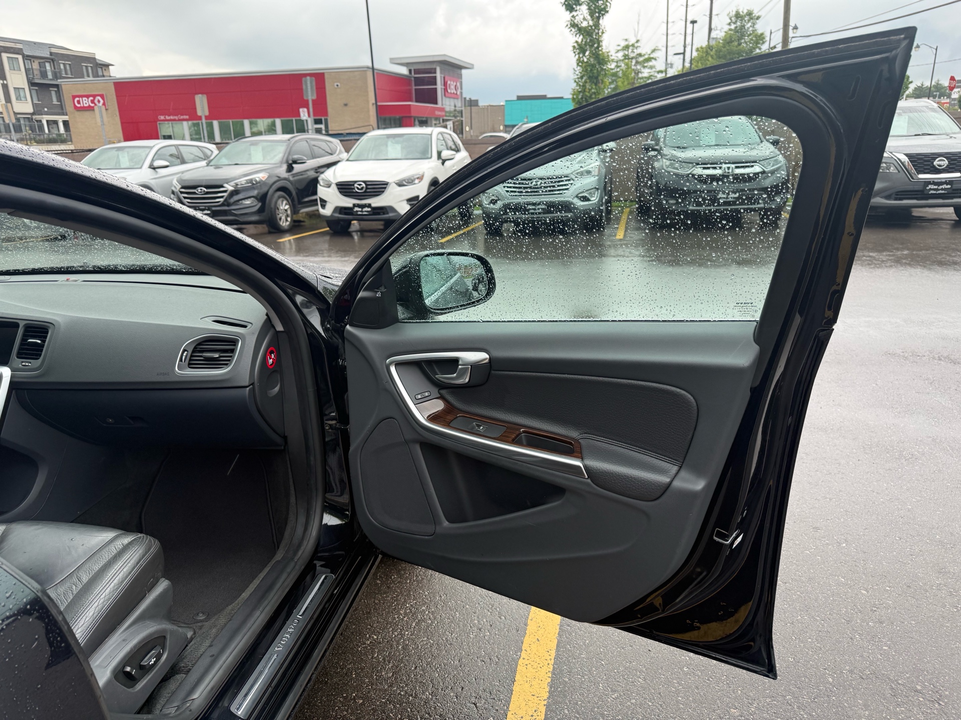 /carage/2012-Volvo-S60-39454151481142485.jpg