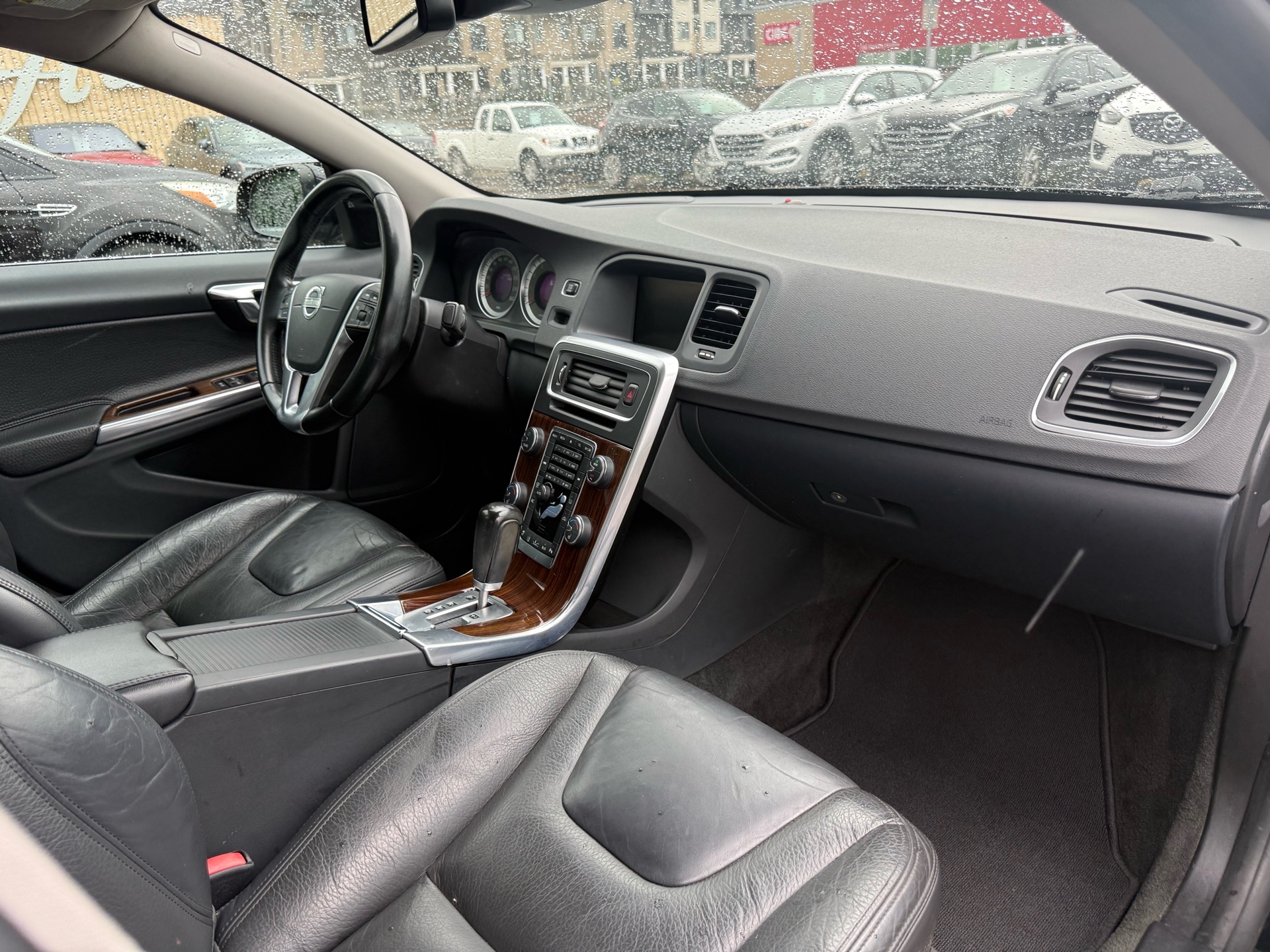 /carage/2012-Volvo-S60-6358190048397476.jpg