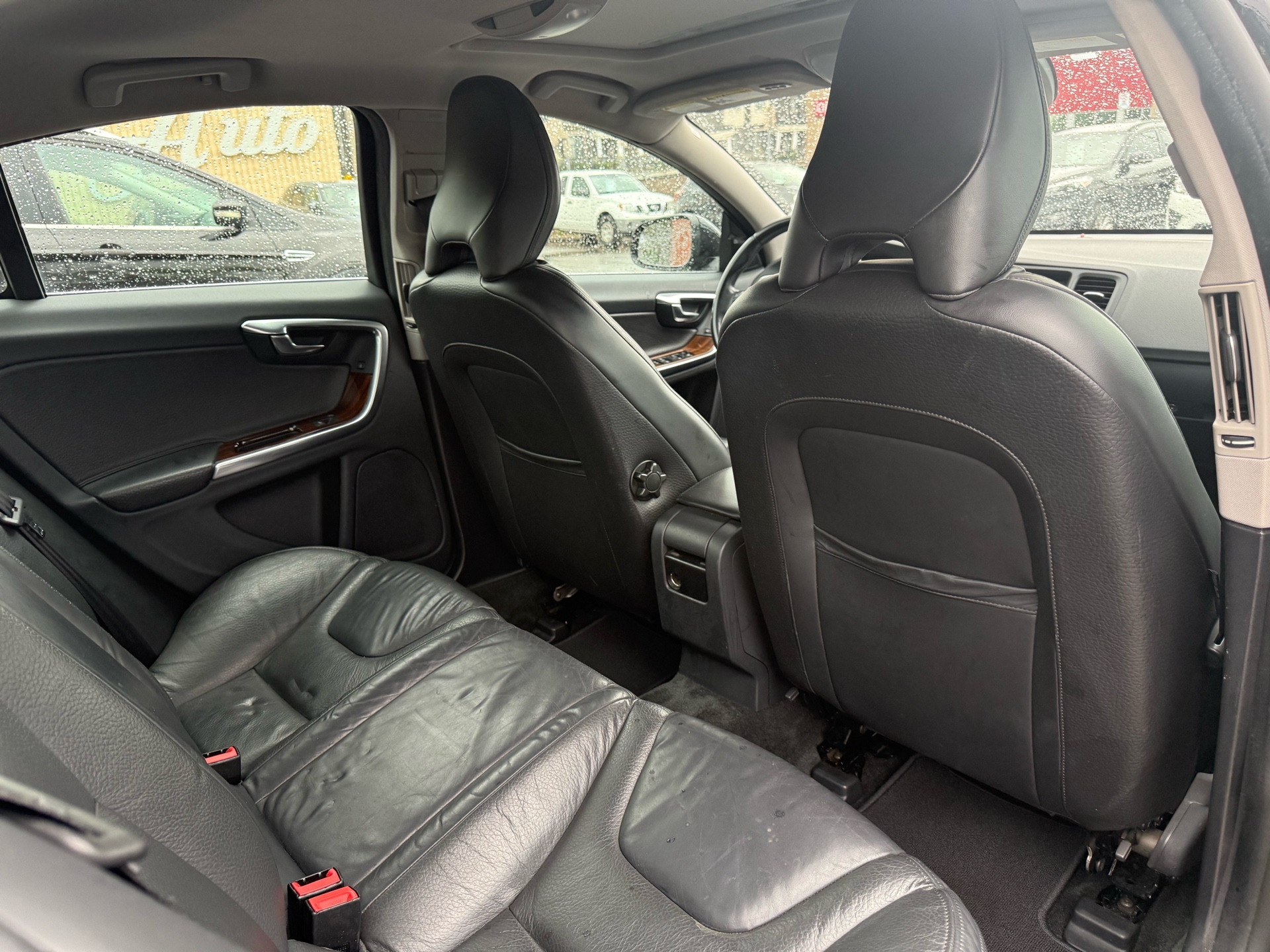 /carage/2012-Volvo-S60-7694845214595534.jpg