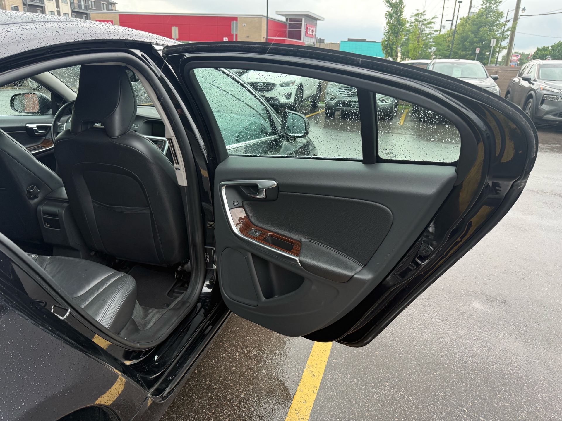 /carage/2012-Volvo-S60-8315016671622786.jpg