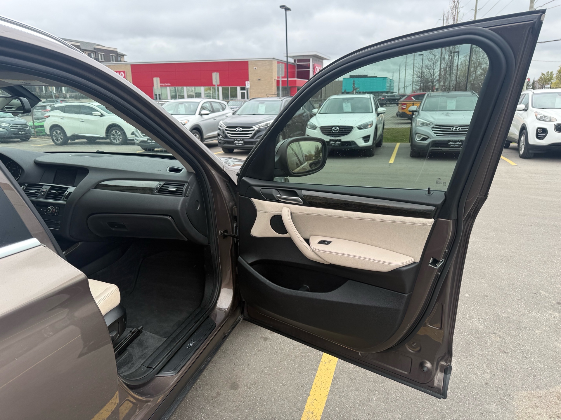 /carage/2013-BMW-X3-2124445935387287.jpg