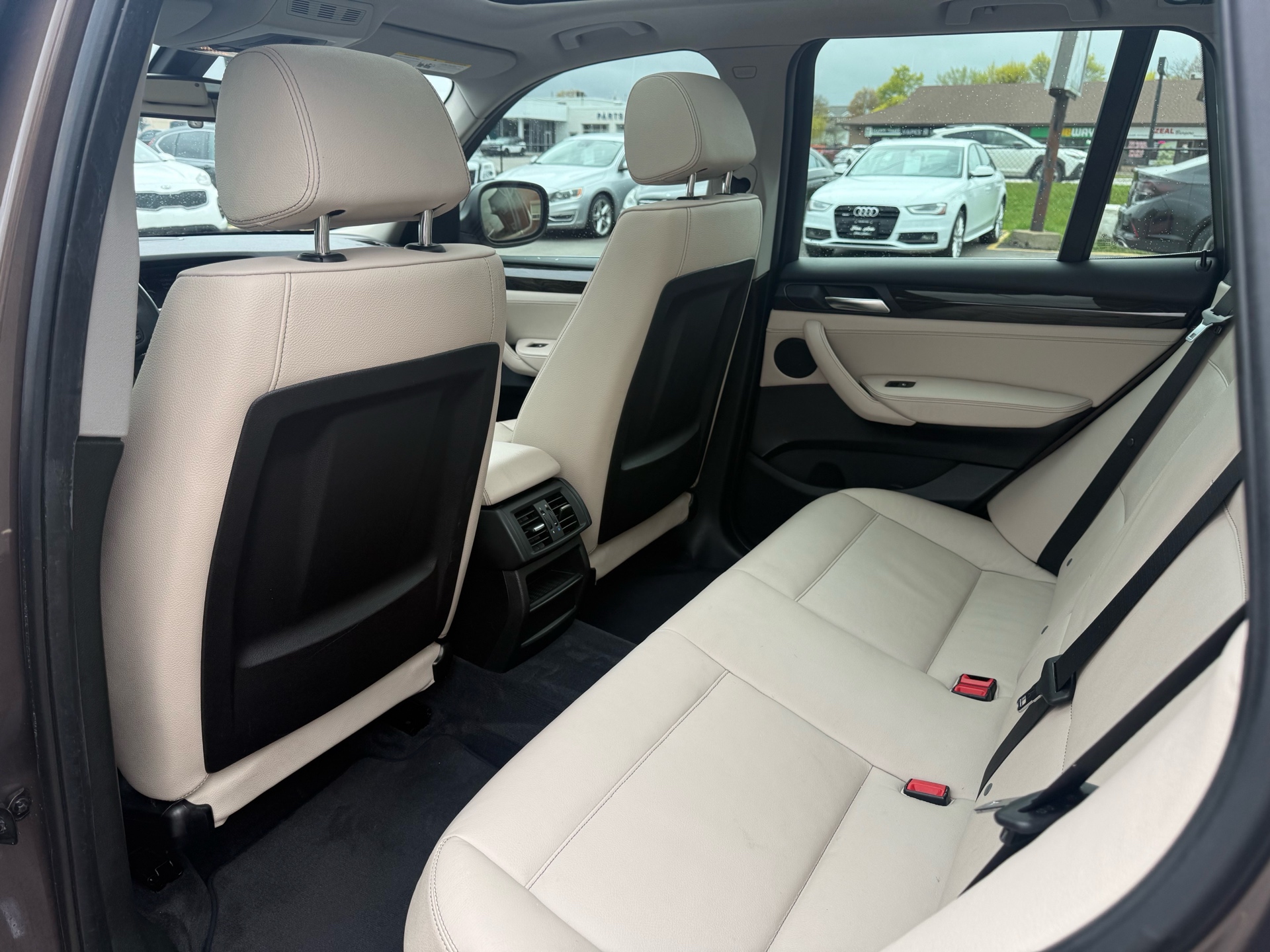 /carage/2013-BMW-X3-2641708781266179.jpg
