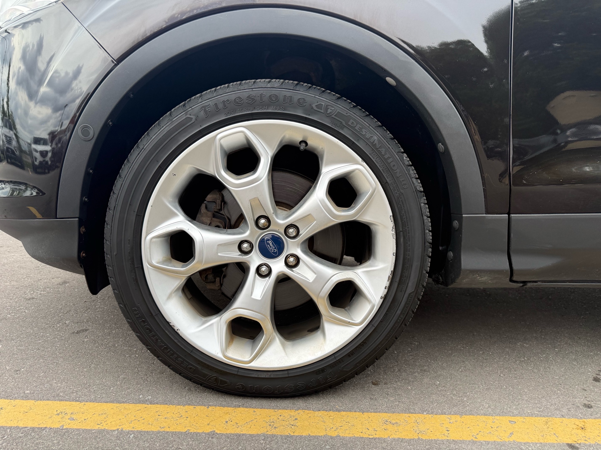 /carage/2013-Ford-Escape-18774907065263124.jpg