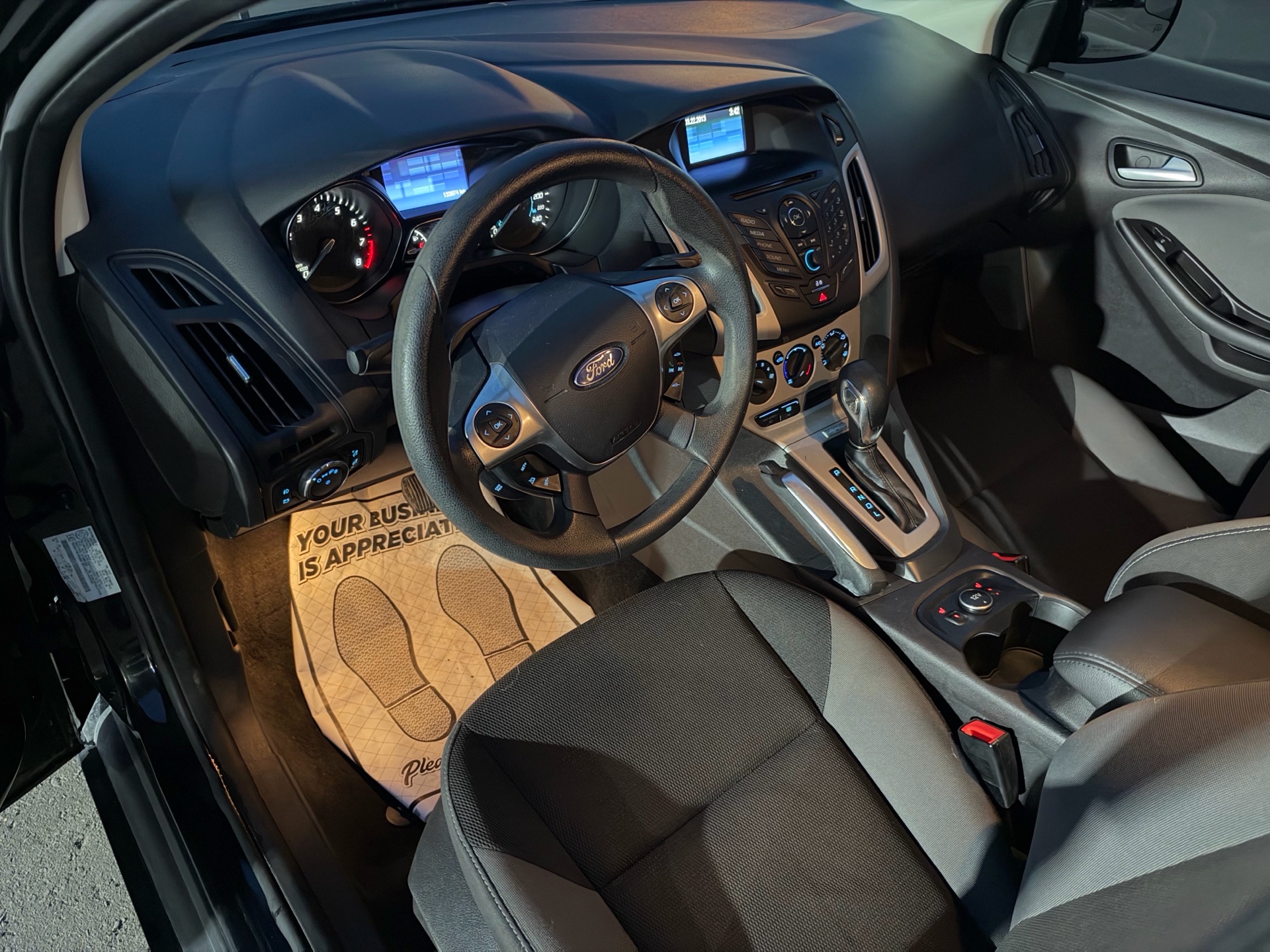 /carage/2013-Ford-Focus-300593690043389.jpg
