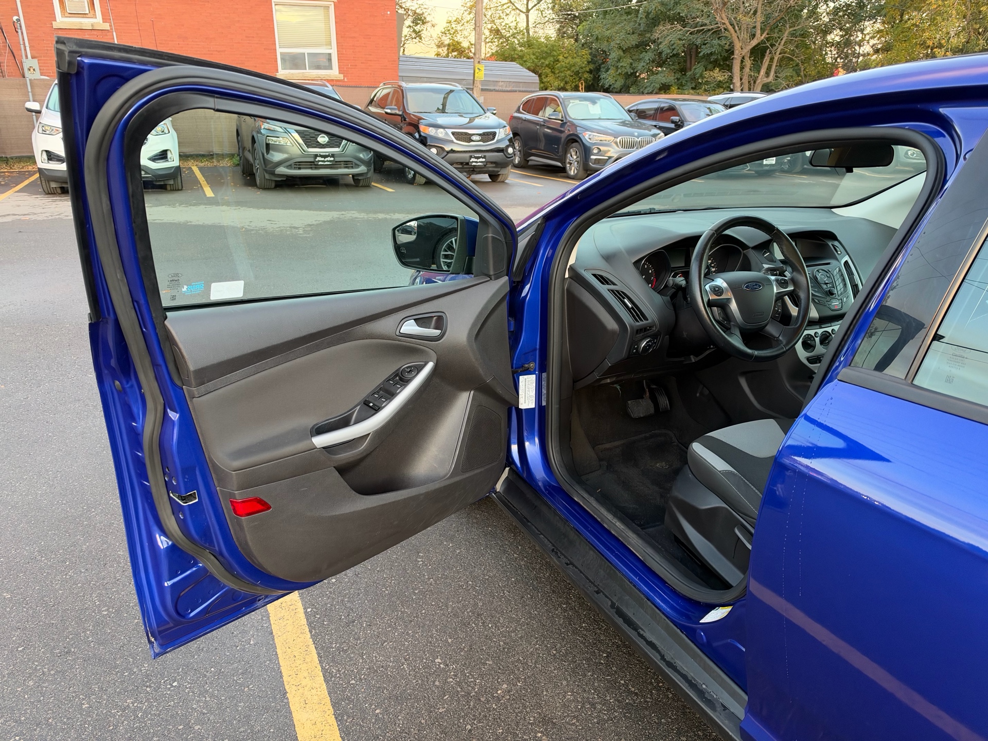 /carage/2013-Ford-Focus-34531119805963617.jpg