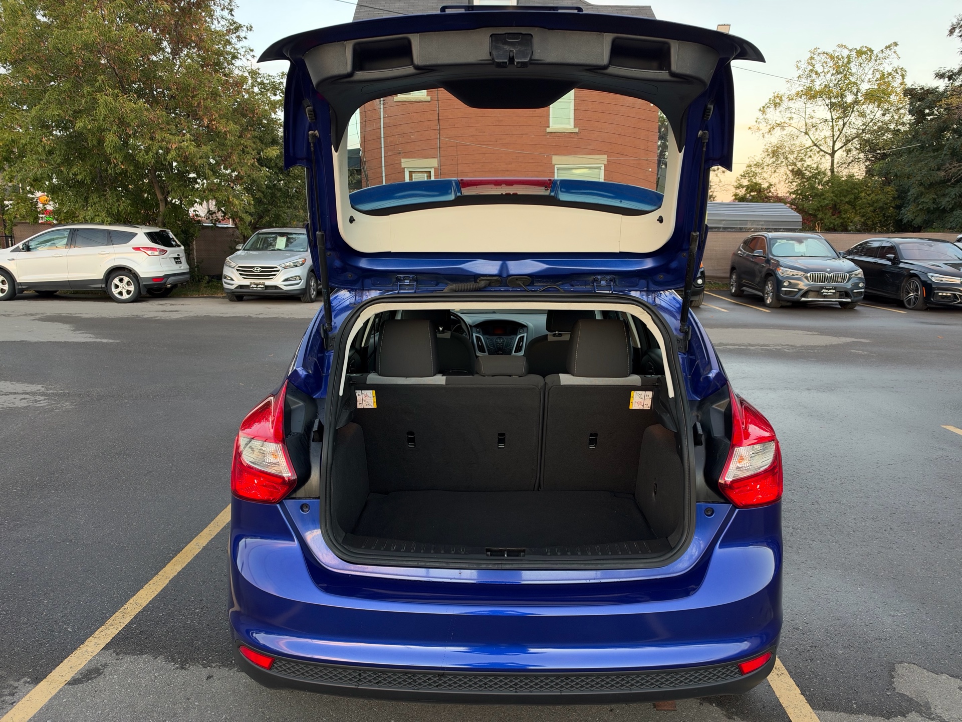 /carage/2013-Ford-Focus-5515499810212376.jpg