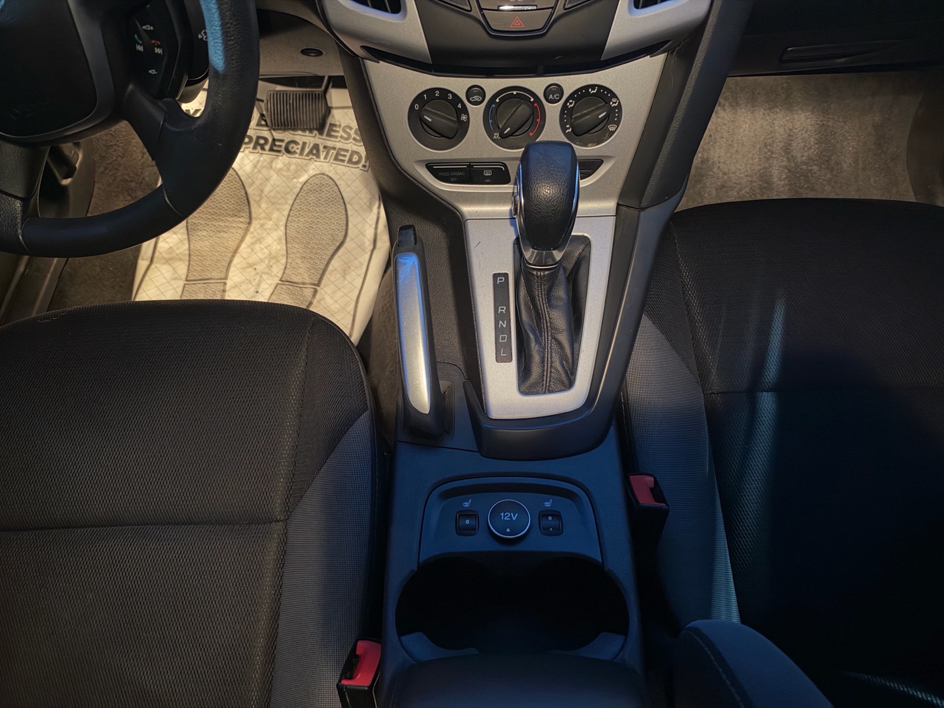 /carage/2013-Ford-Focus-7418595805073227.jpg