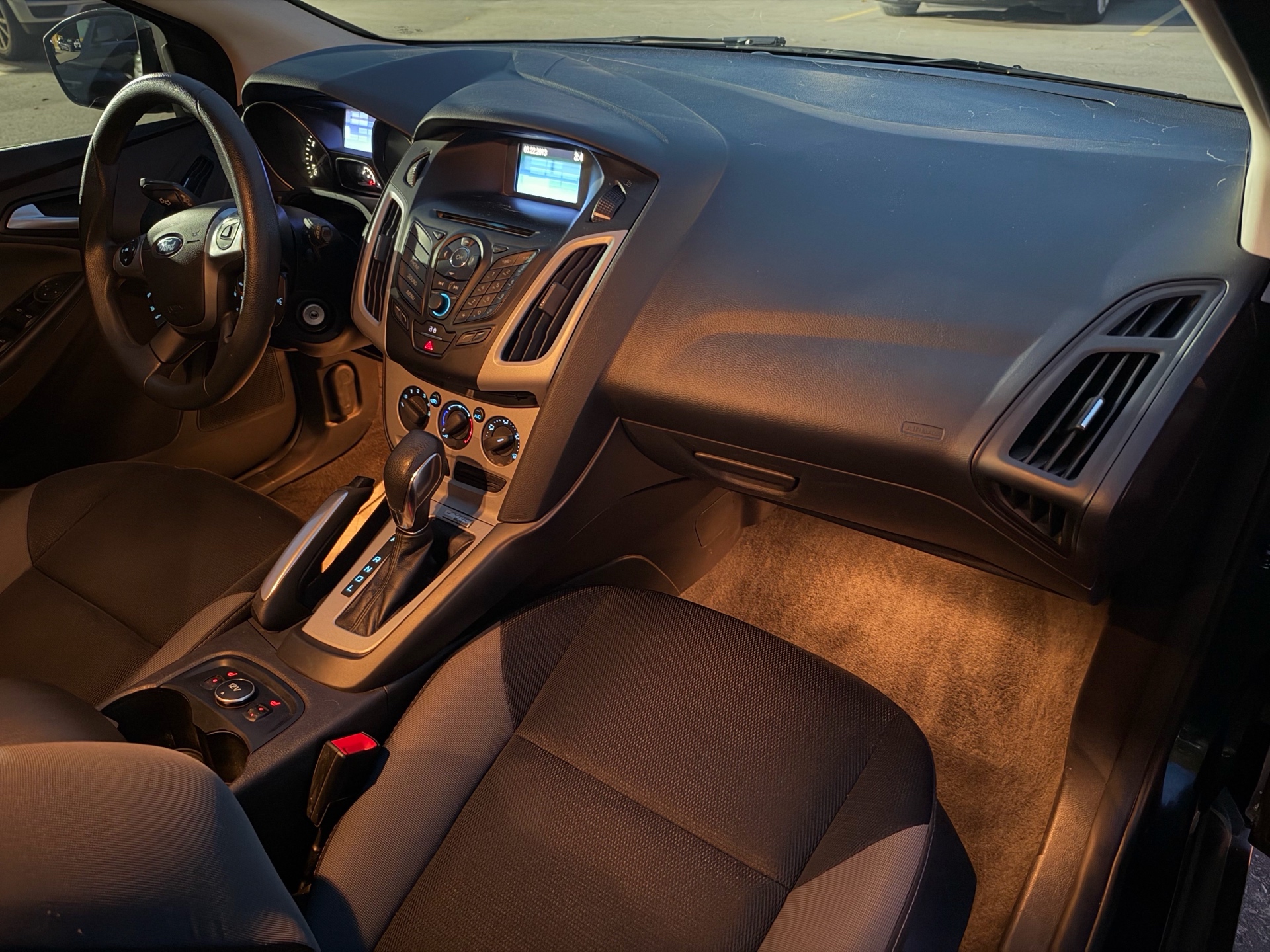 /carage/2013-Ford-Focus-8472798648362481.jpg