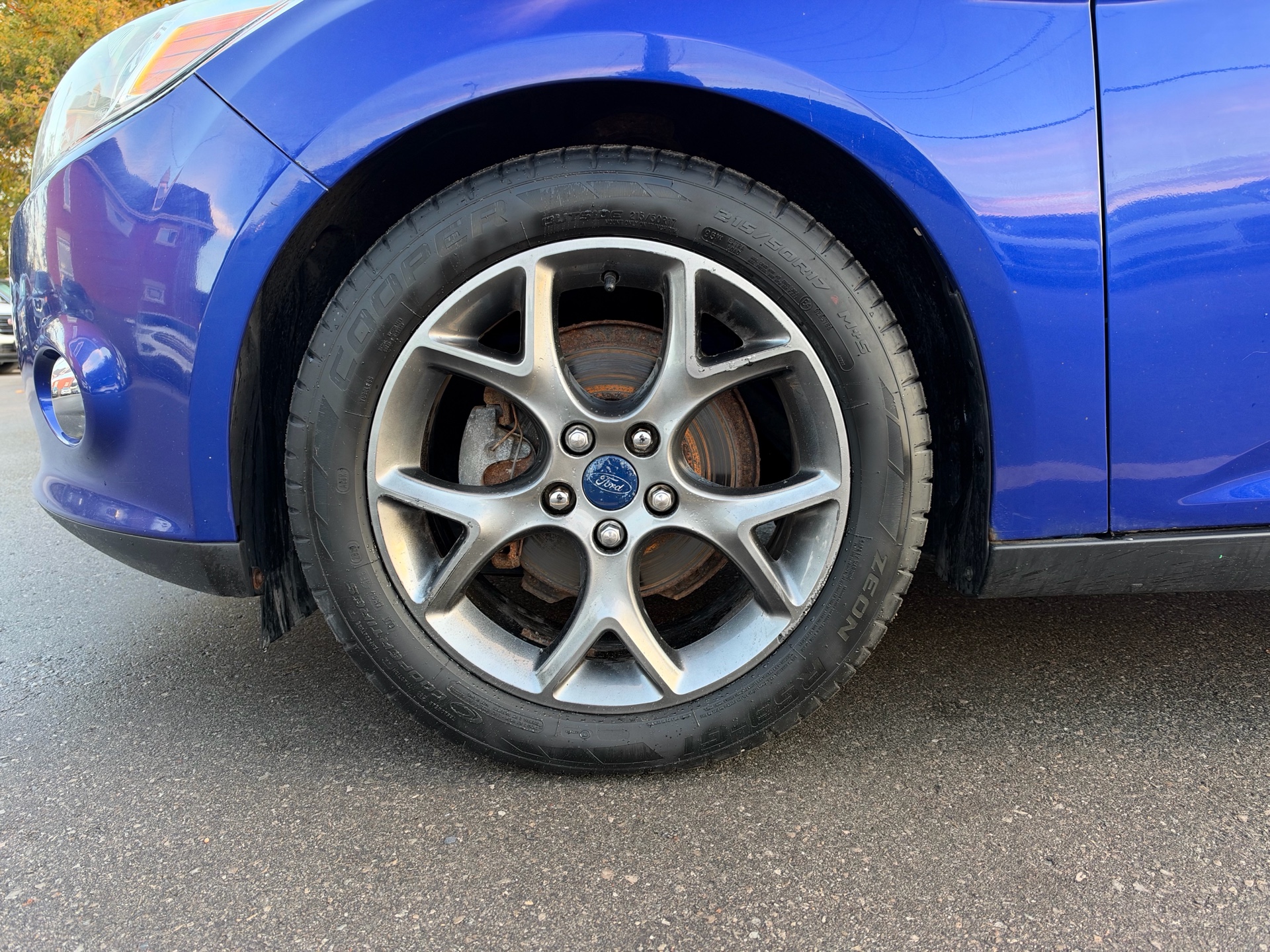 /carage/2013-Ford-Focus-9748054602998402.jpg