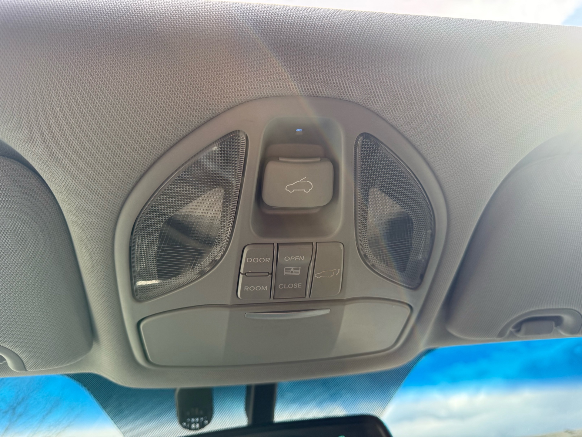 /carage/2013-Hyundai-SantaFe-23110635060042117.jpg