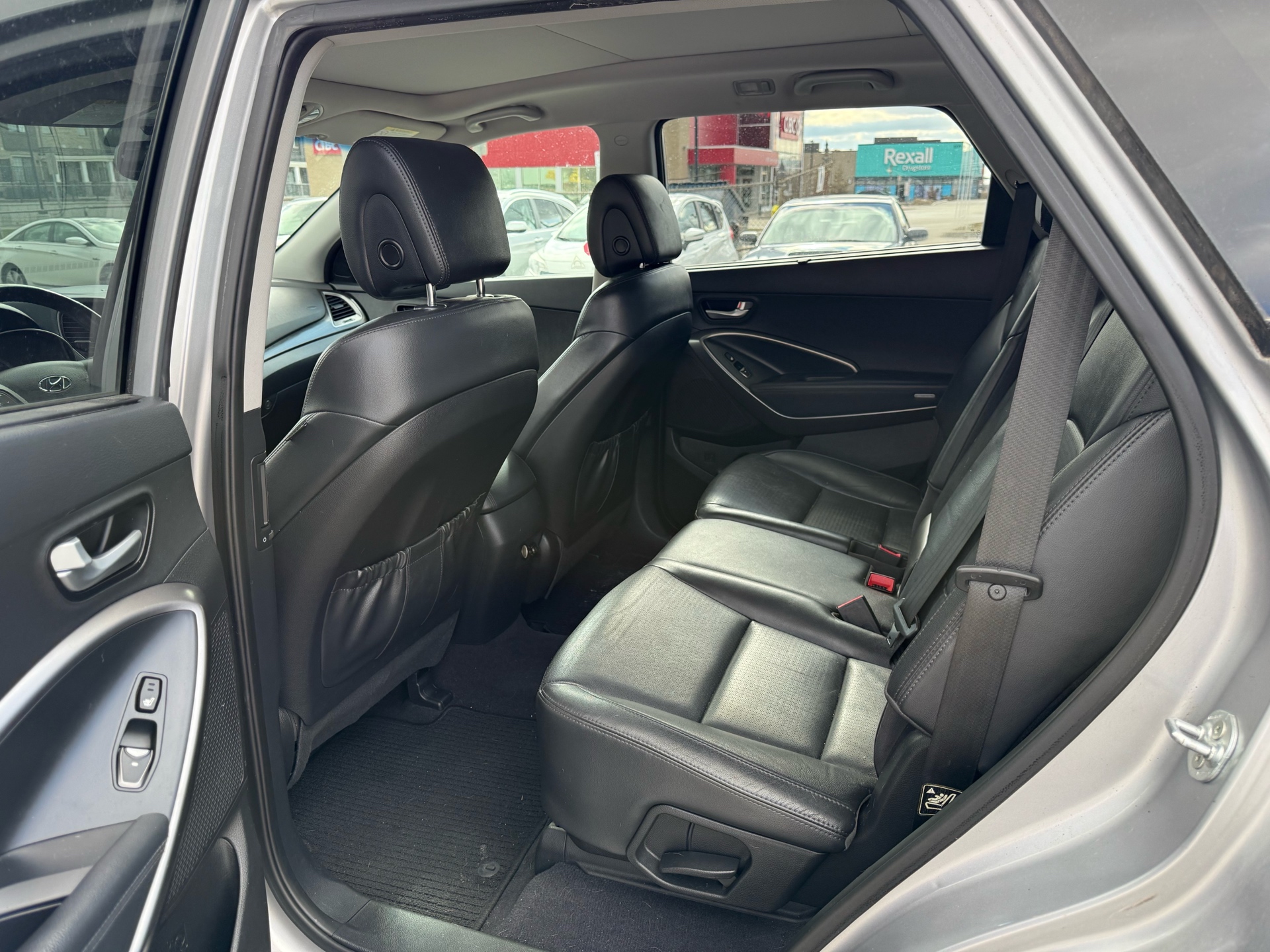 /carage/2013-Hyundai-SantaFe-7921352980241696.jpg