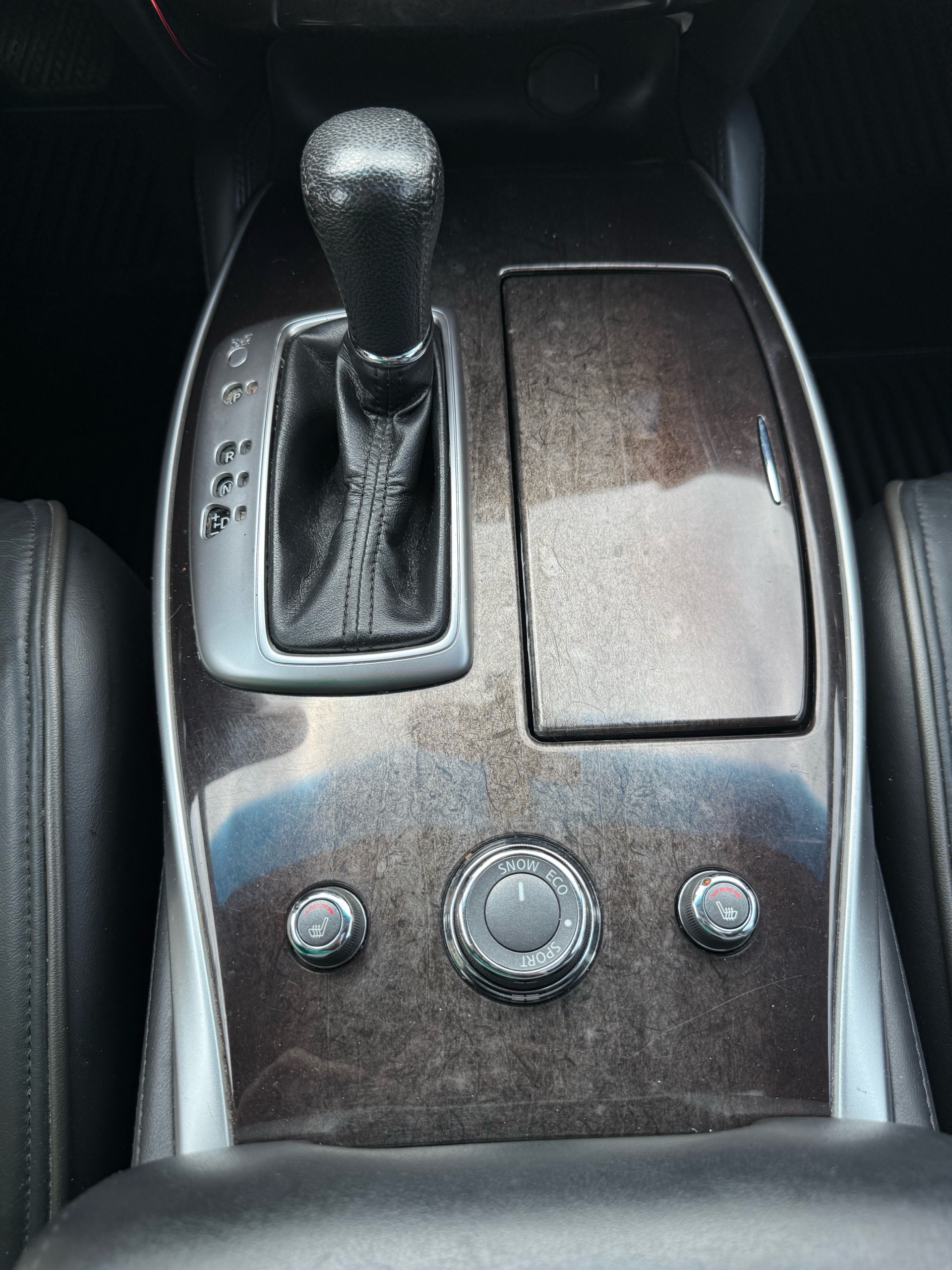 /carage/2013-INFINITI-JX35-6093909256259429.jpg