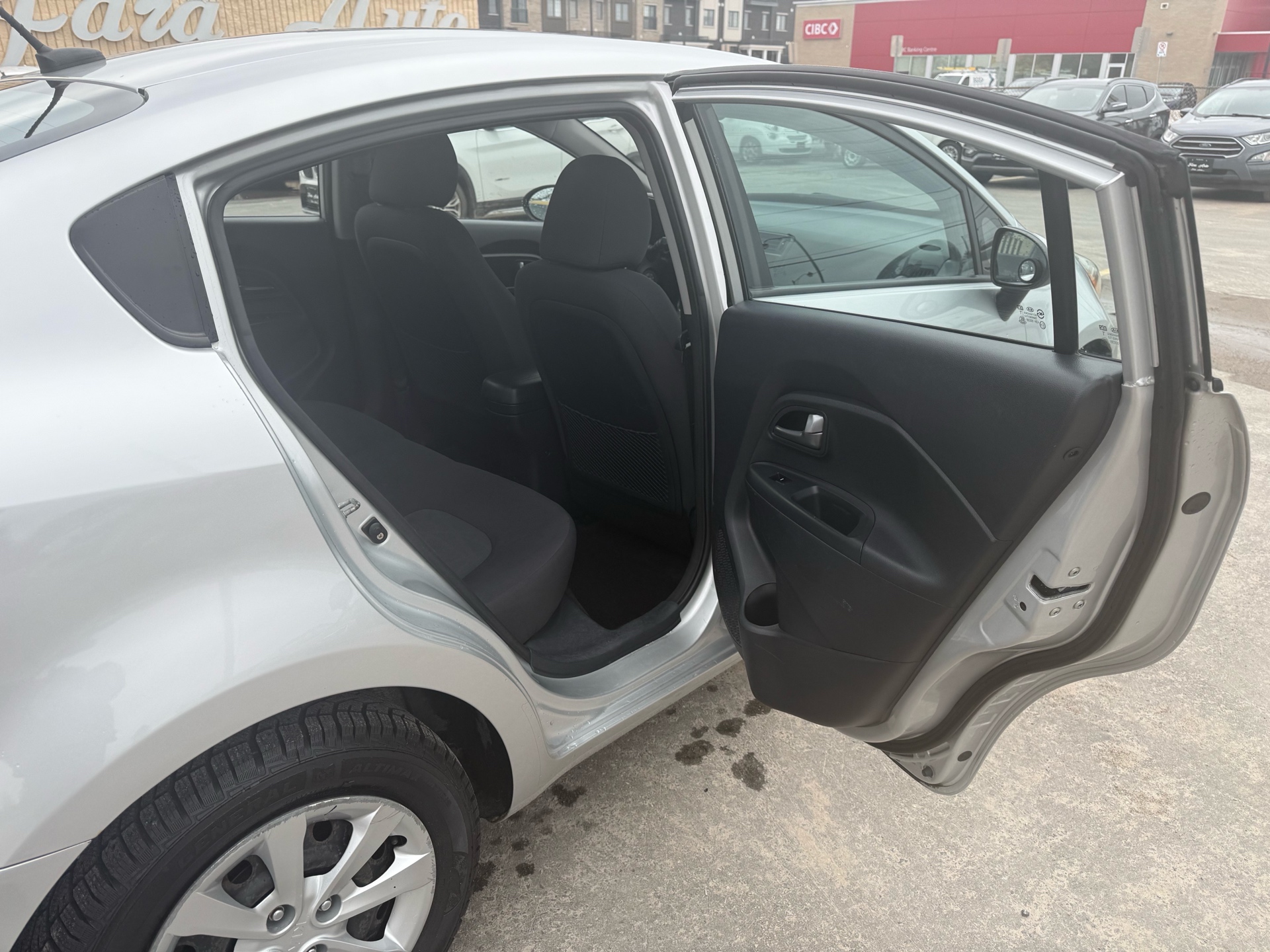 /carage/2013-Kia-Rio-5355239015594981.jpg
