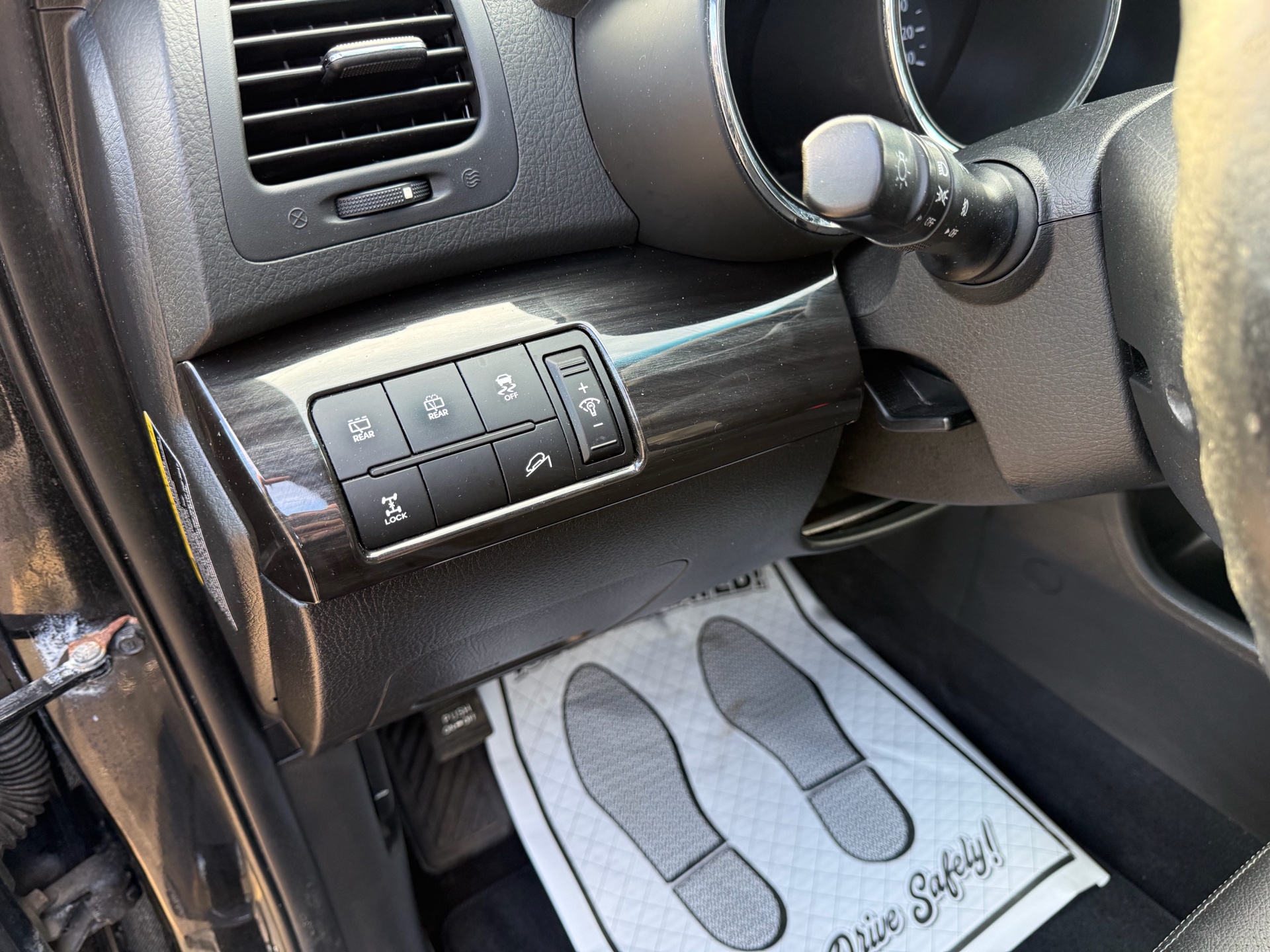 /carage/2013-Kia-Sorento-6726489966113283.jpg