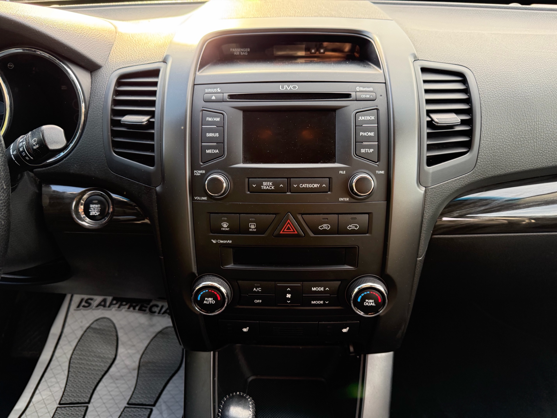 /carage/2013-Kia-Sorento-8794039953556789.jpg