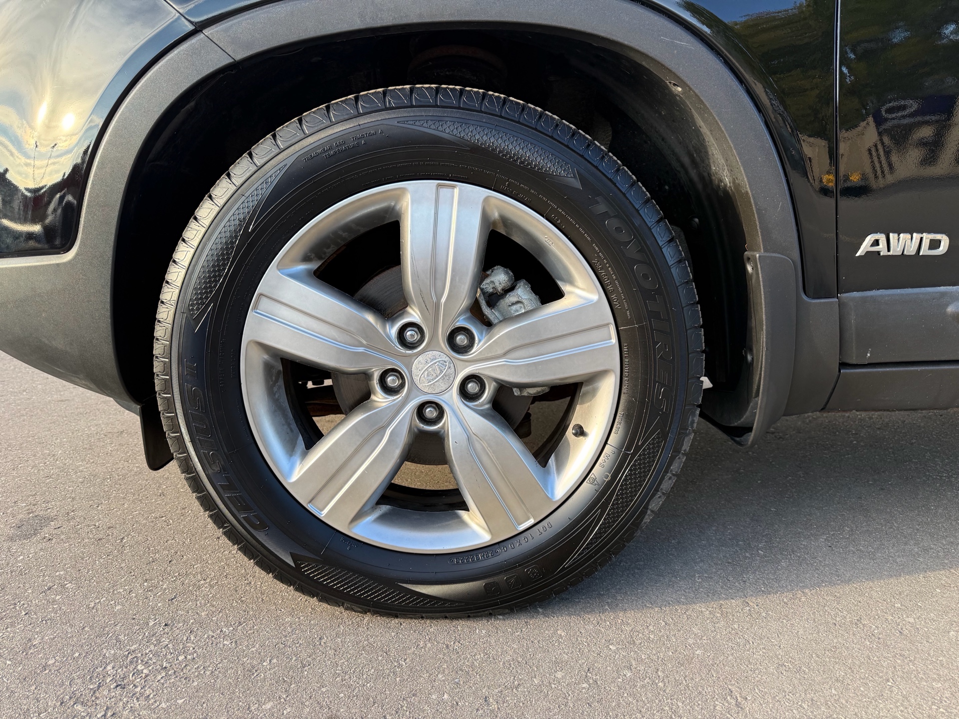 /carage/2013-Kia-Sorento-9455651421830684.jpg
