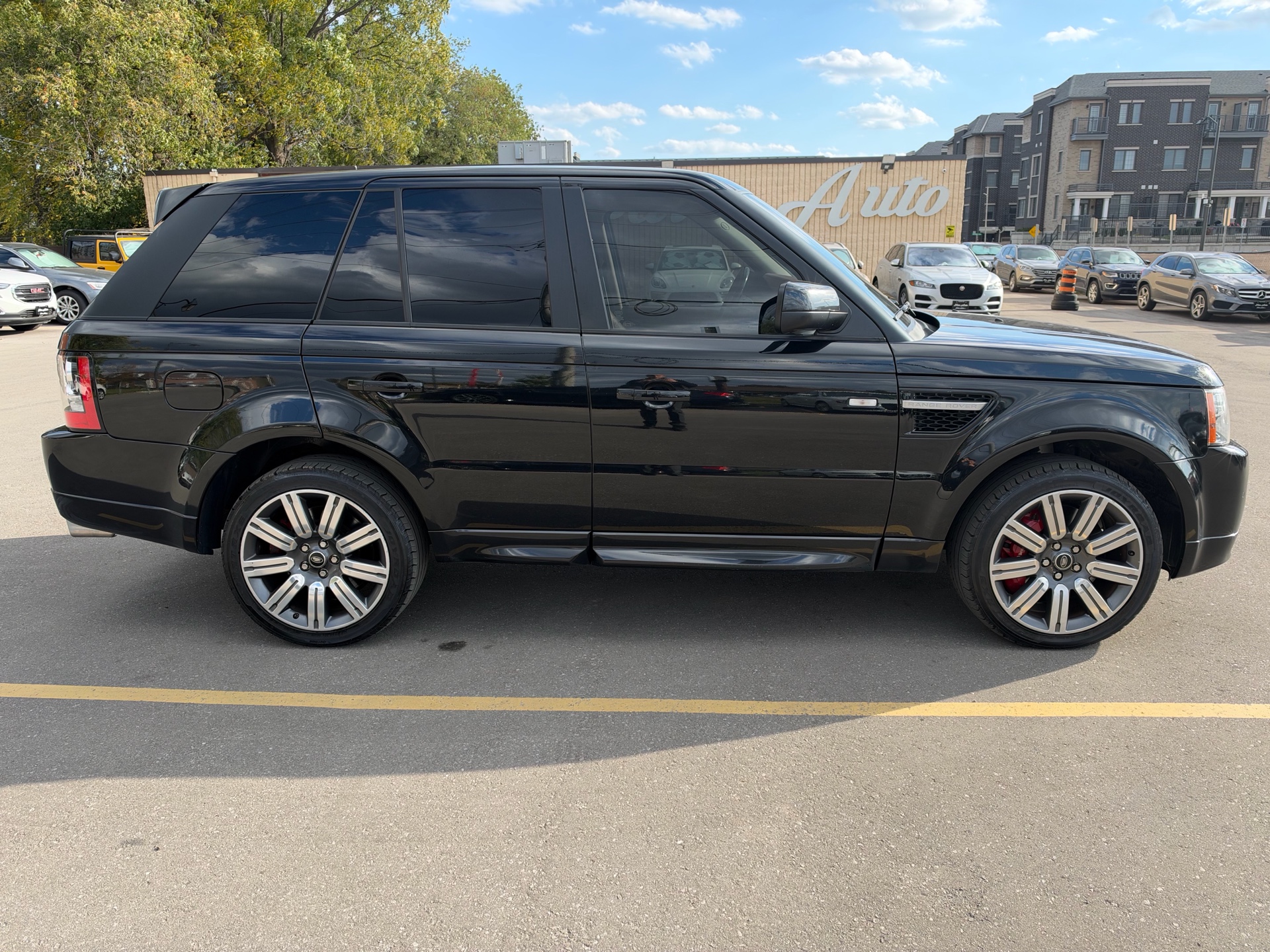 /carage/2013-LandRover-RangeRover-4455056699460609.jpg