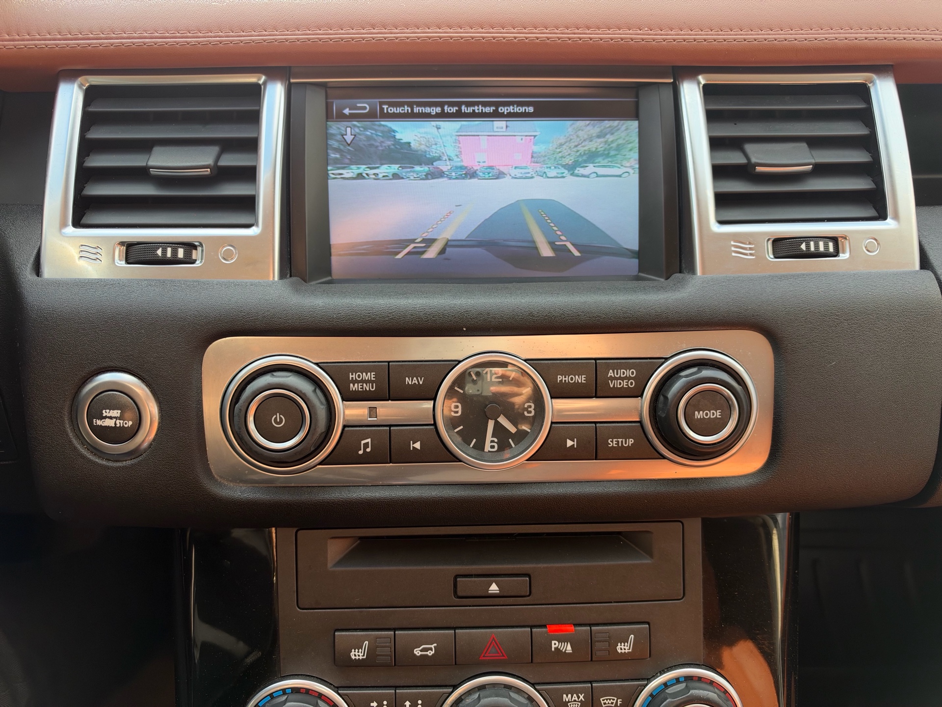 /carage/2013-LandRover-RangeRover-6723216843974196.jpg