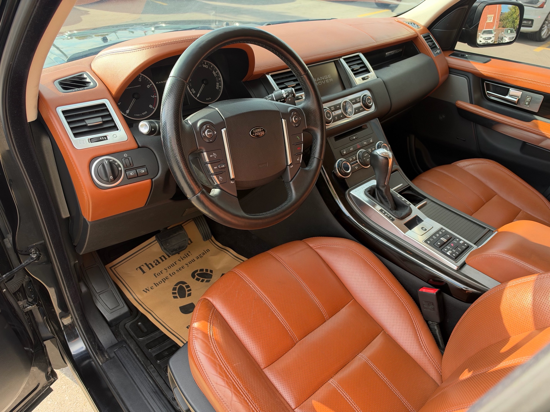 /carage/2013-LandRover-RangeRover-7860955987567804.jpg