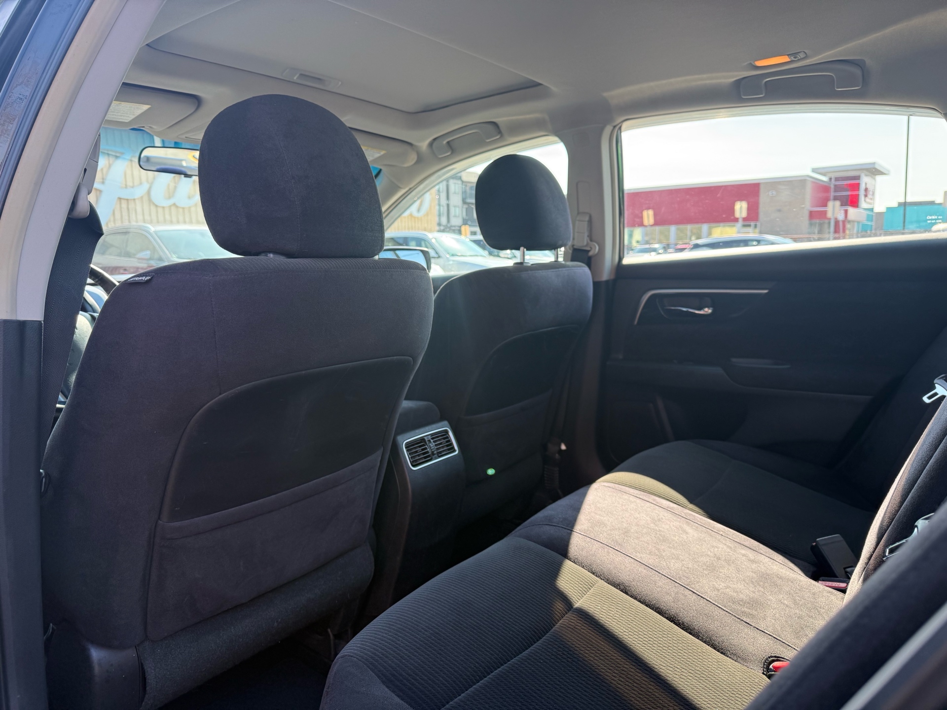 /carage/2013-Nissan-Altima-49030079515768143.jpg
