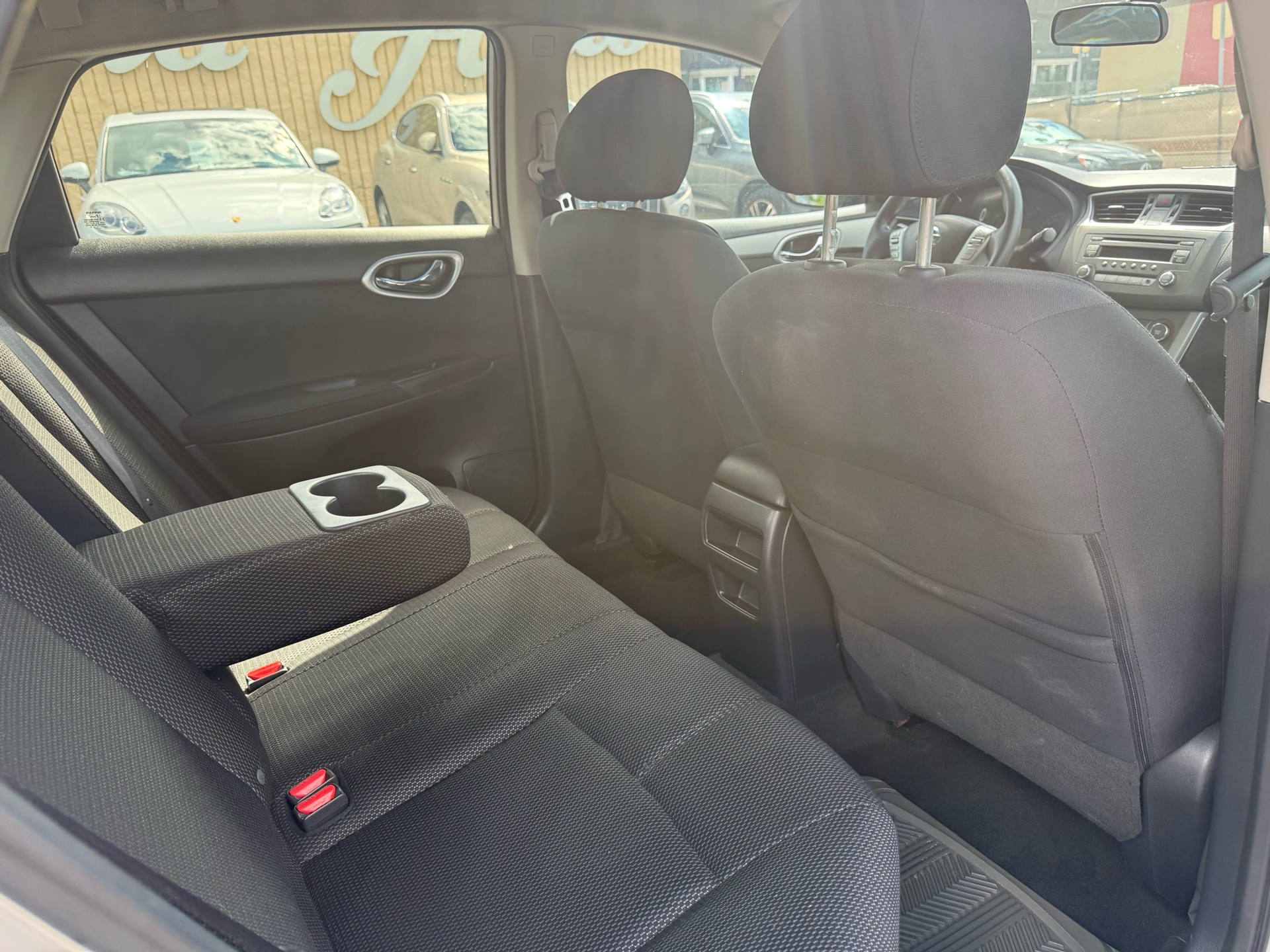 /carage/2013-Nissan-Sentra-37220909635459165.jpg