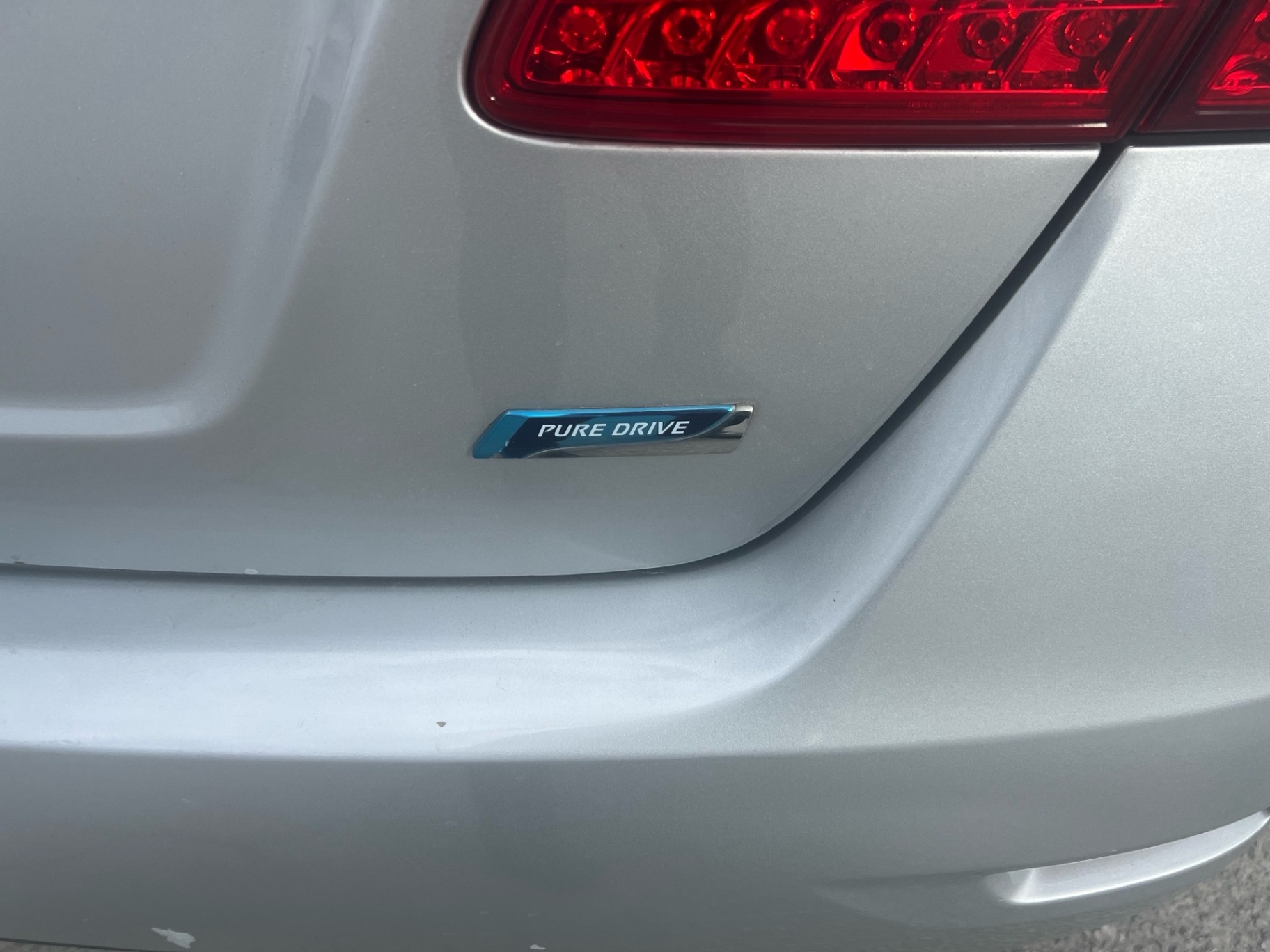 /carage/2013-Nissan-Sentra-5760736060882392.jpg