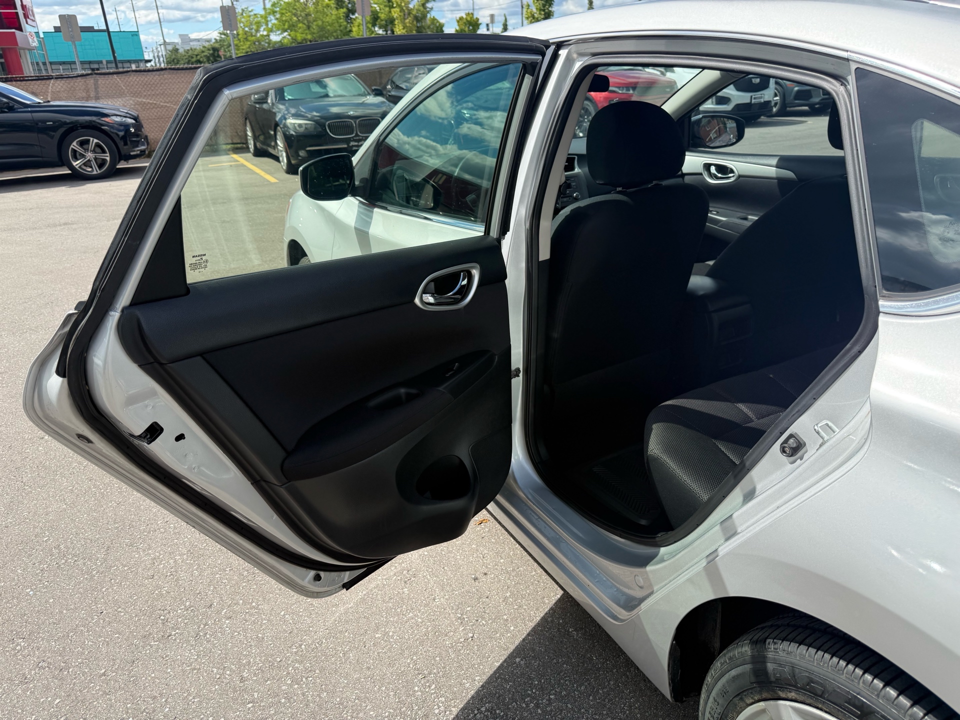 /carage/2013-Nissan-Sentra-8032176693943822.jpg