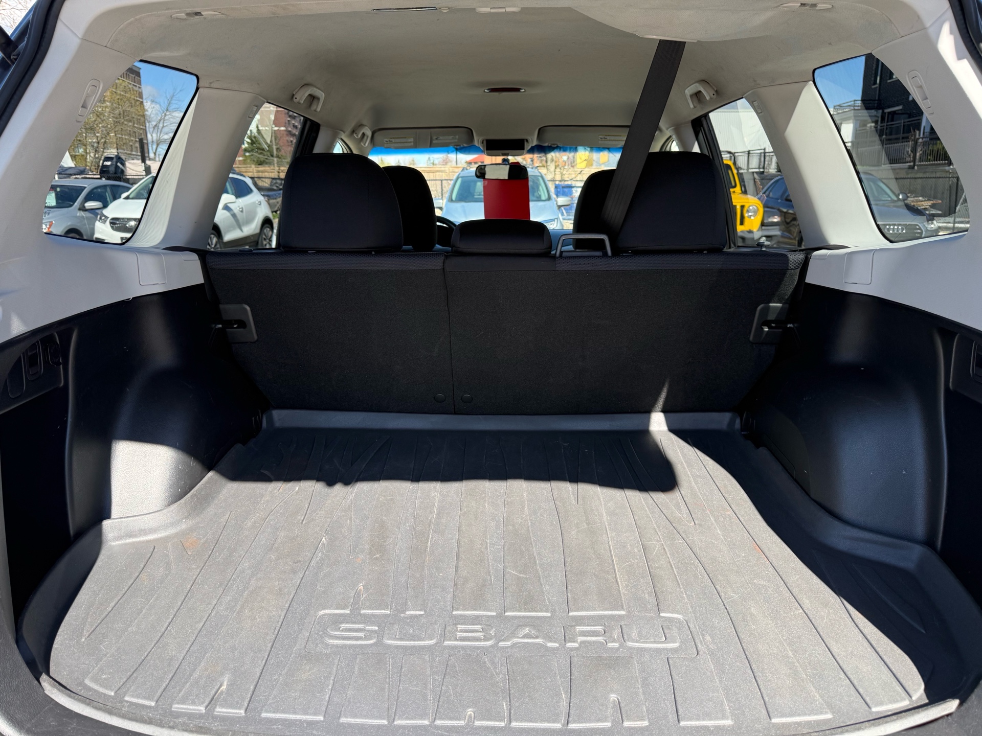/carage/2013-Subaru-Forester-08031684451234411.jpg