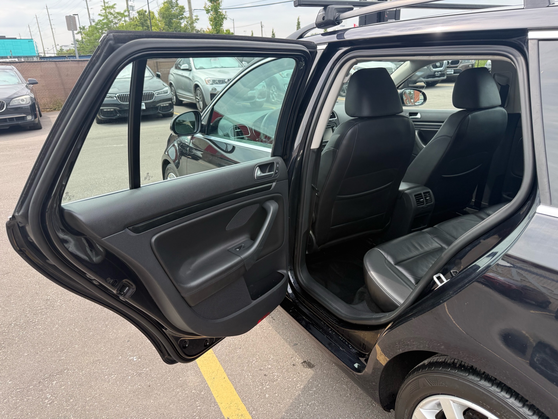 /carage/2013-Volkswagen-Golf-5267549468154209.jpg