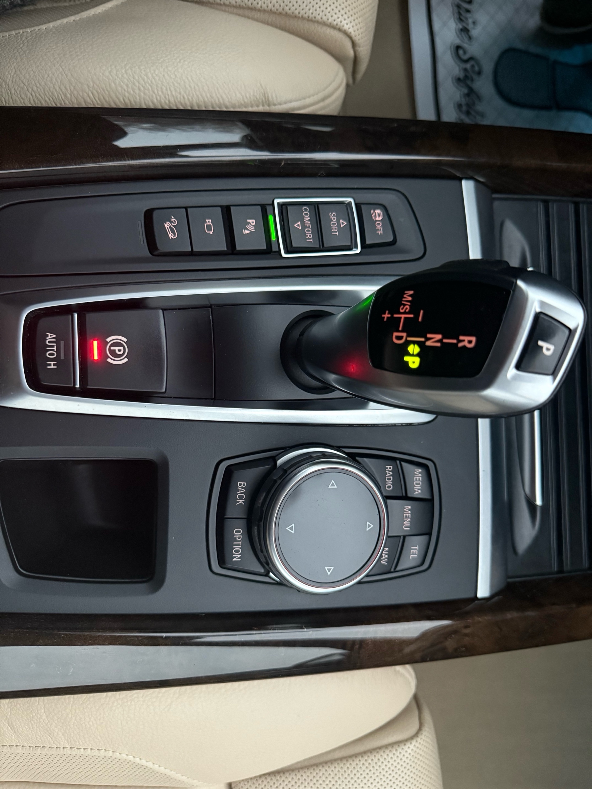 /carage/2014-BMW-X5-8247890446943766.jpg