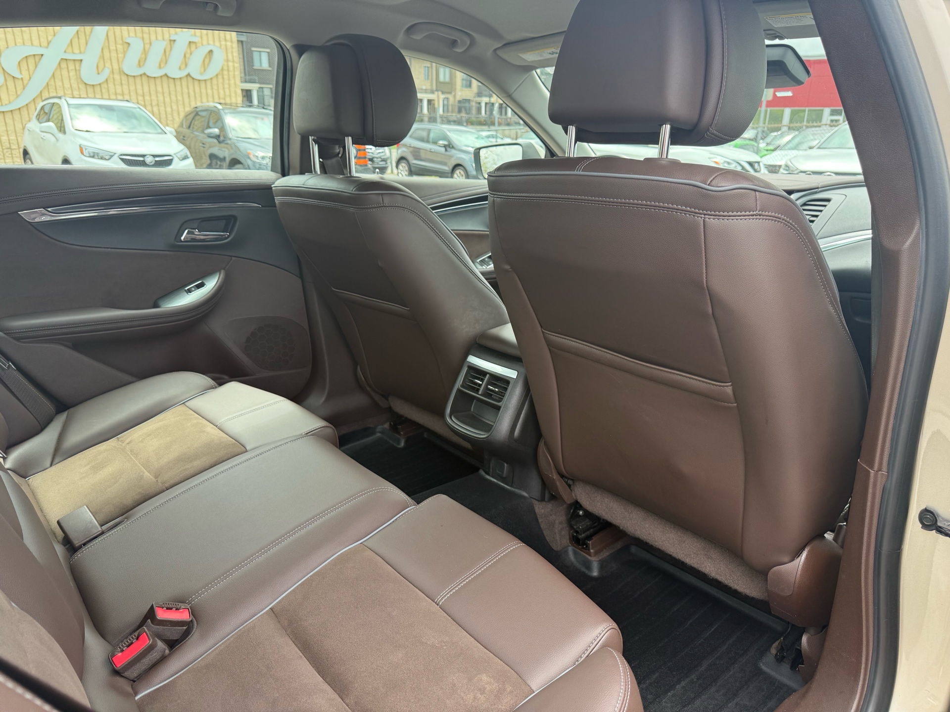 /carage/2014-Chevrolet-Impala-180422887396251.jpg