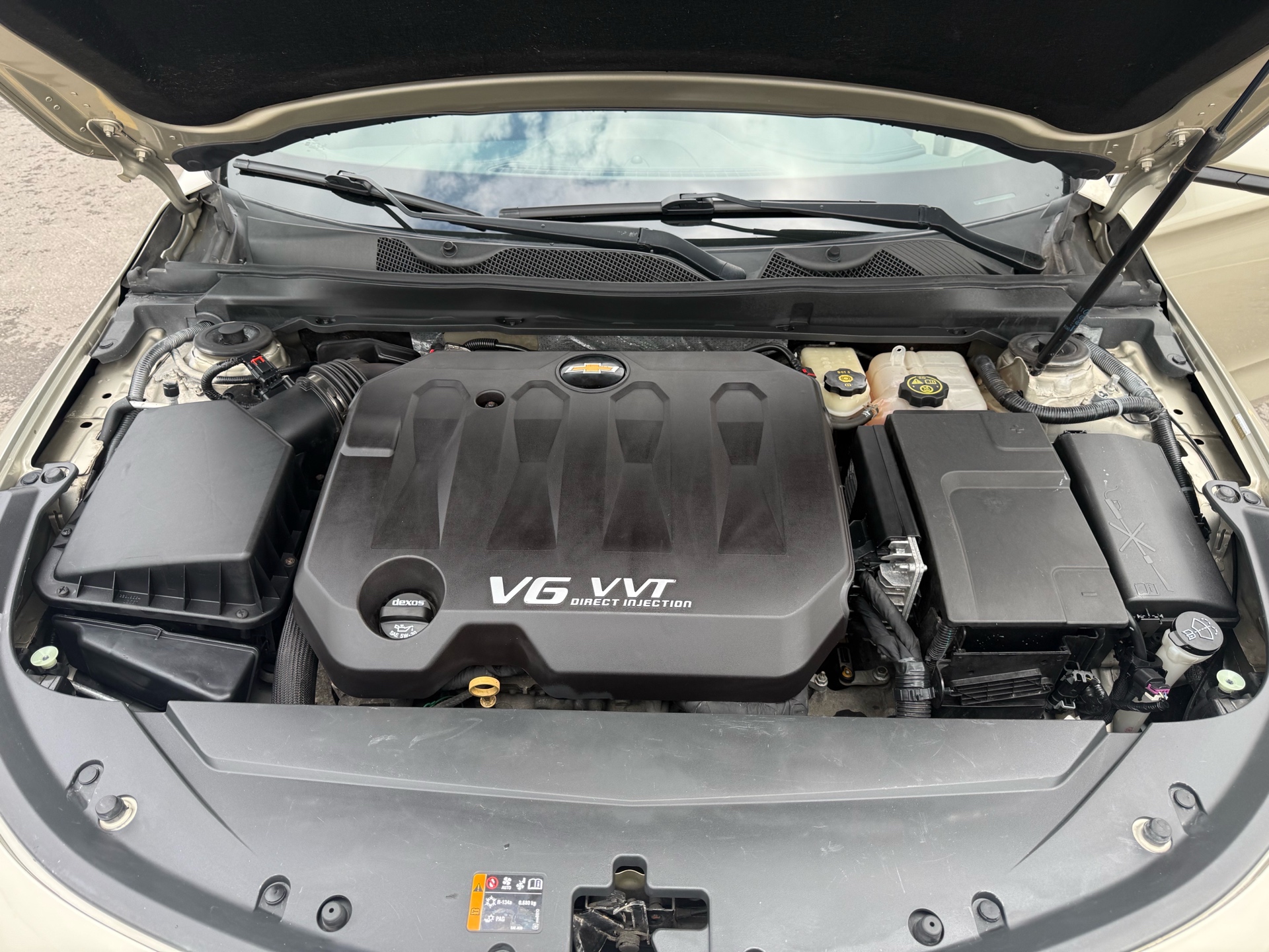 /carage/2014-Chevrolet-Impala-6160990613375159.jpg