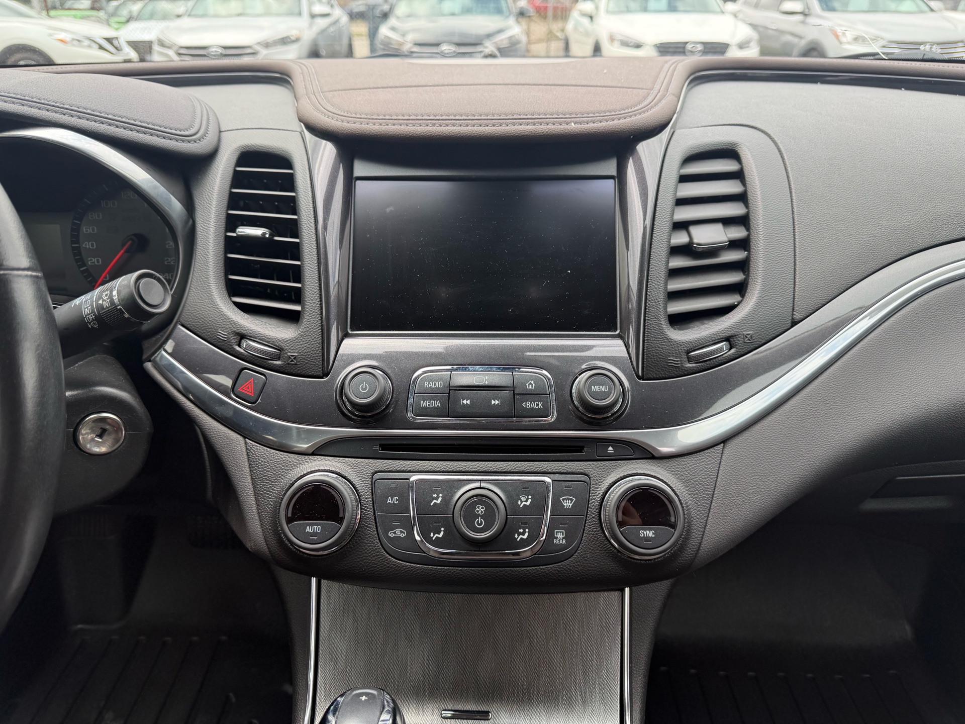 /carage/2014-Chevrolet-Impala-7507244828768236.jpg