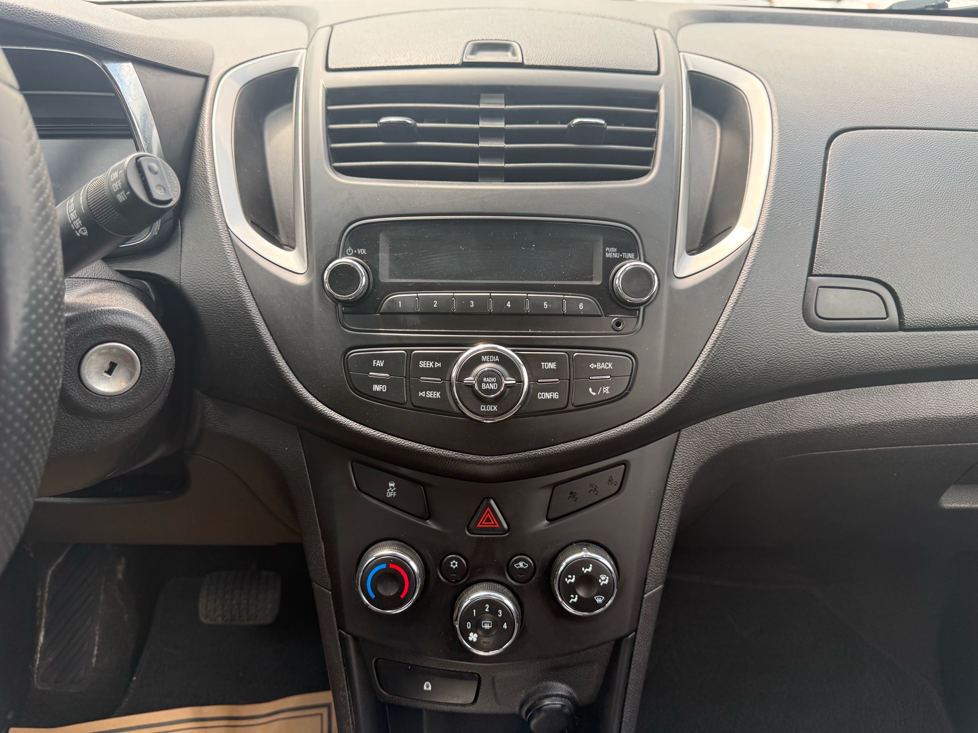 /carage/2014-Chevrolet-Trax-5234153982928291.jpg