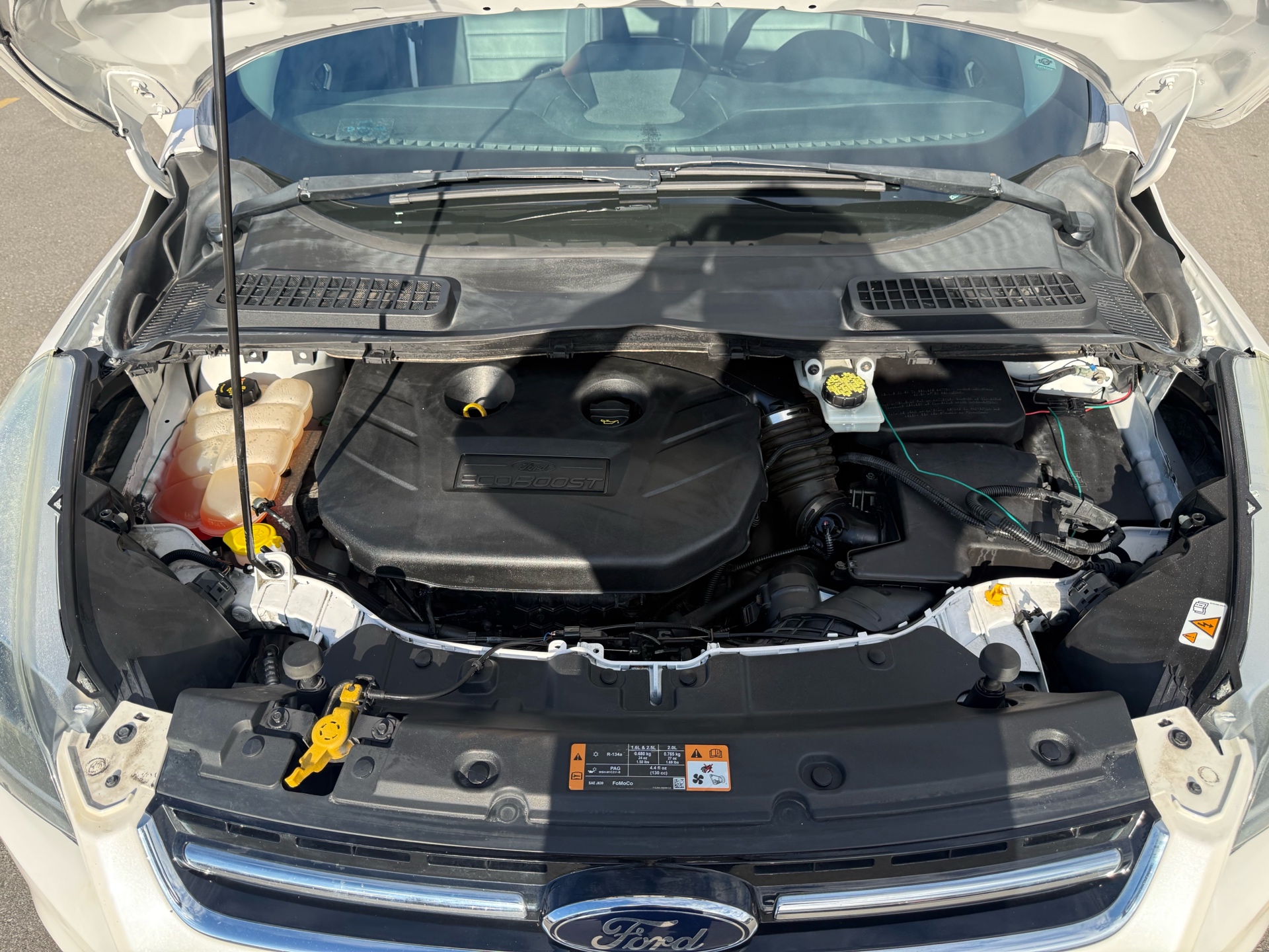 /carage/2014-Ford-Escape-6328385205217477.jpg
