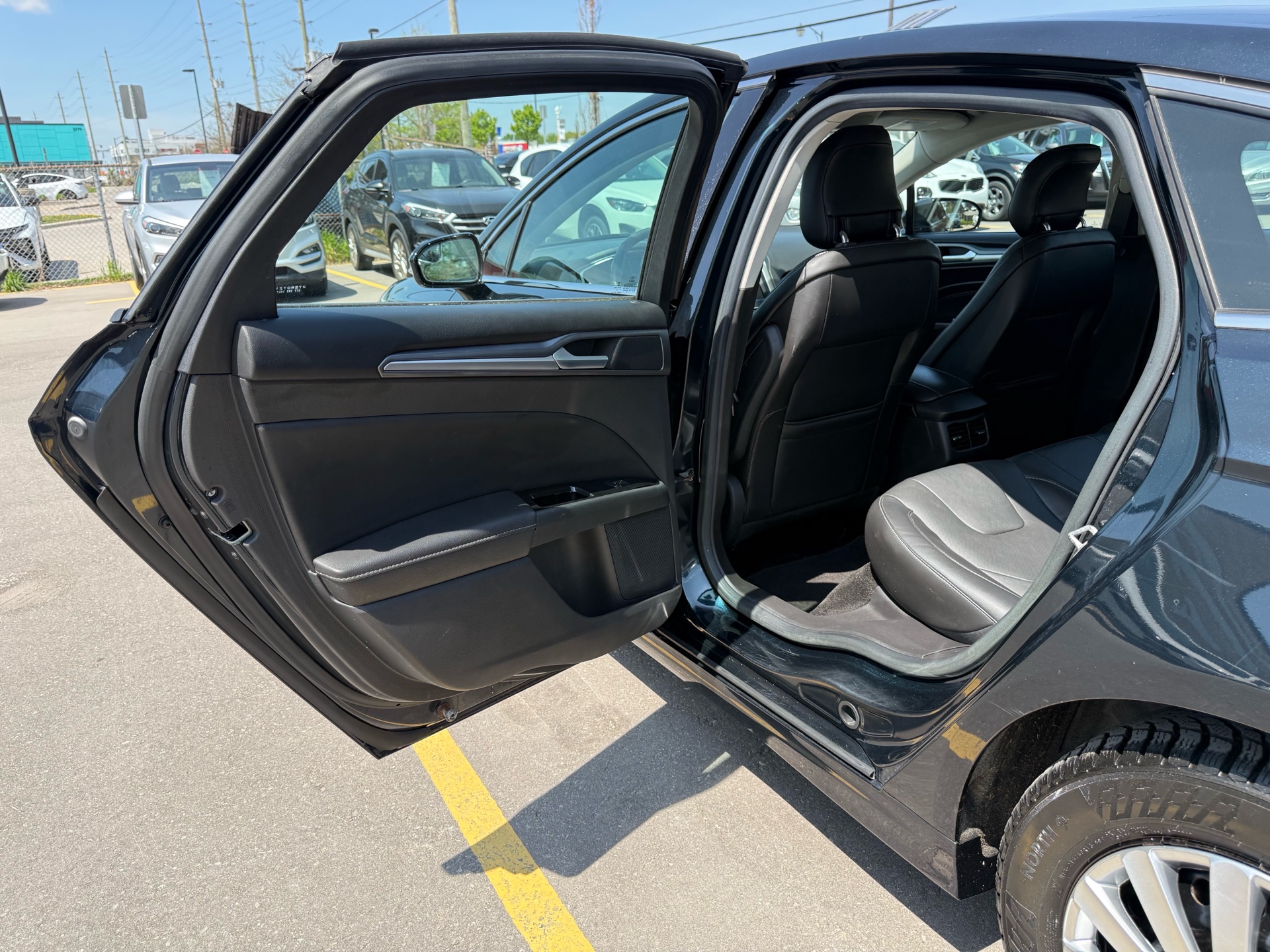 /carage/2014-Ford-Fusion-8349313793277062.jpg