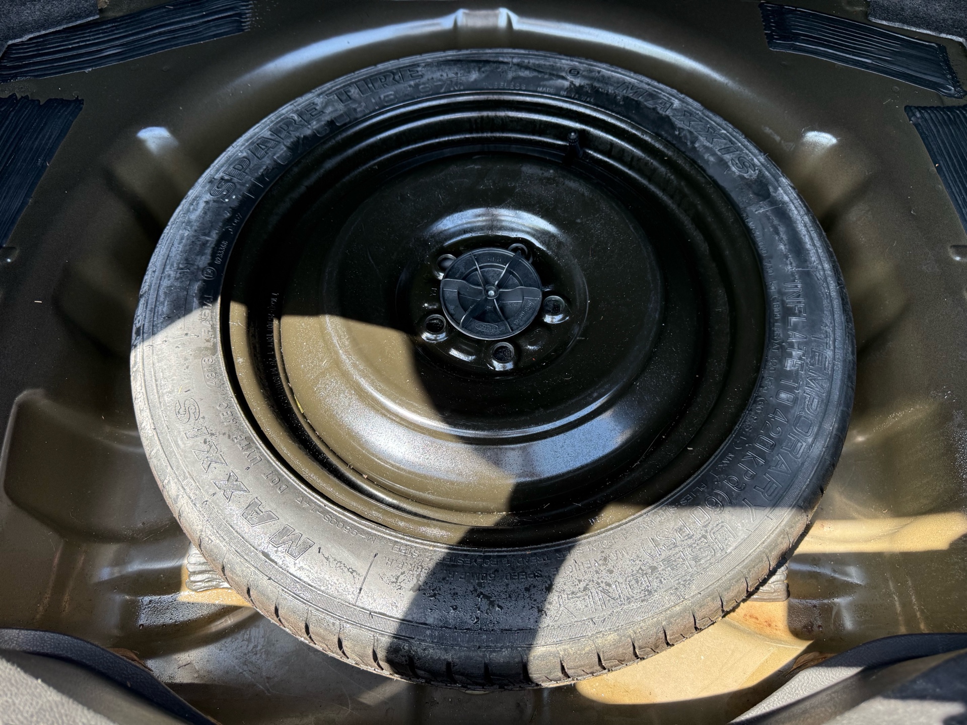 /carage/2014-Ford-Fusion-8492330840766702.jpg