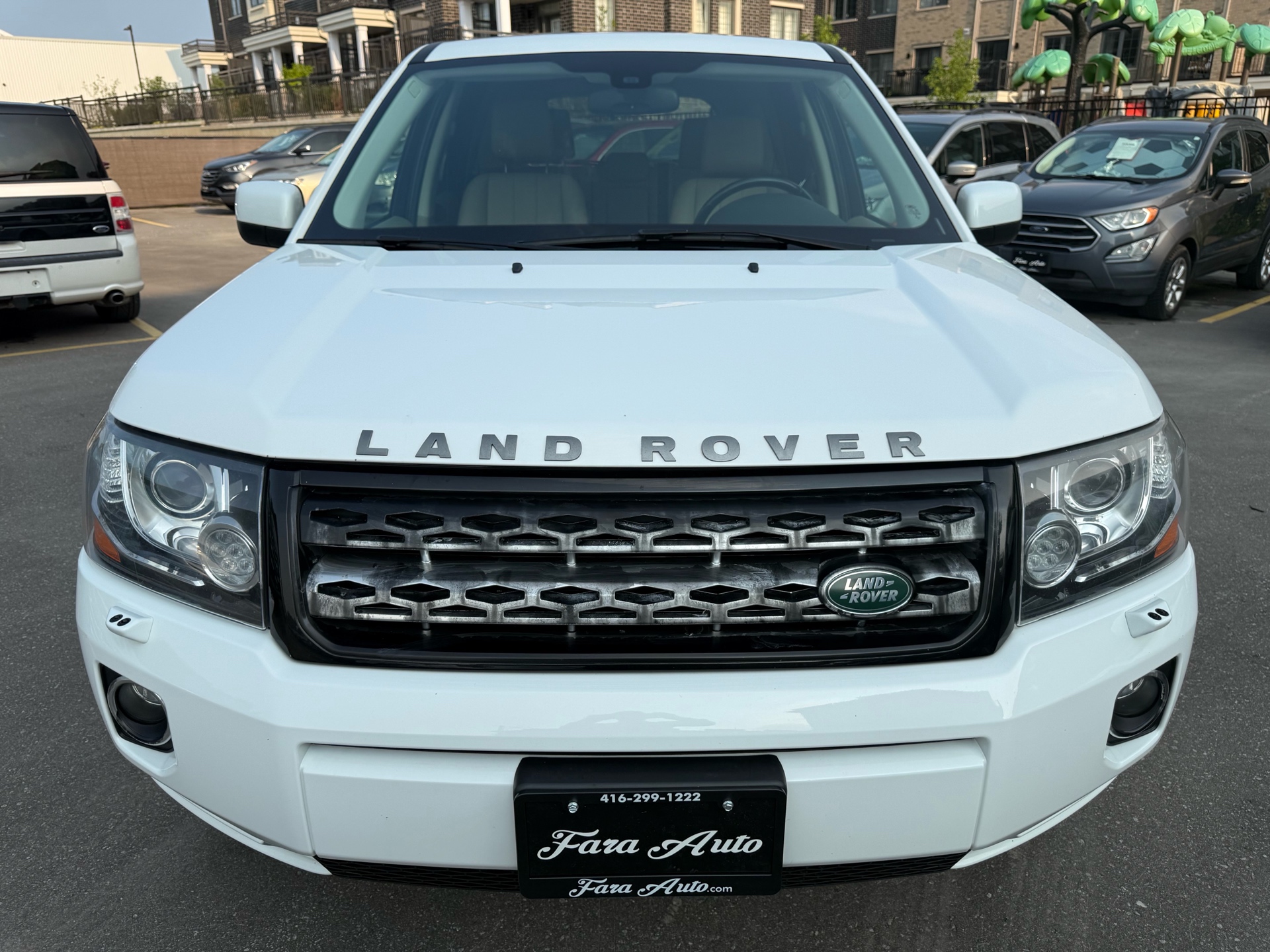 /carage/2014-LandRover-LR2-26300011120032485.jpg